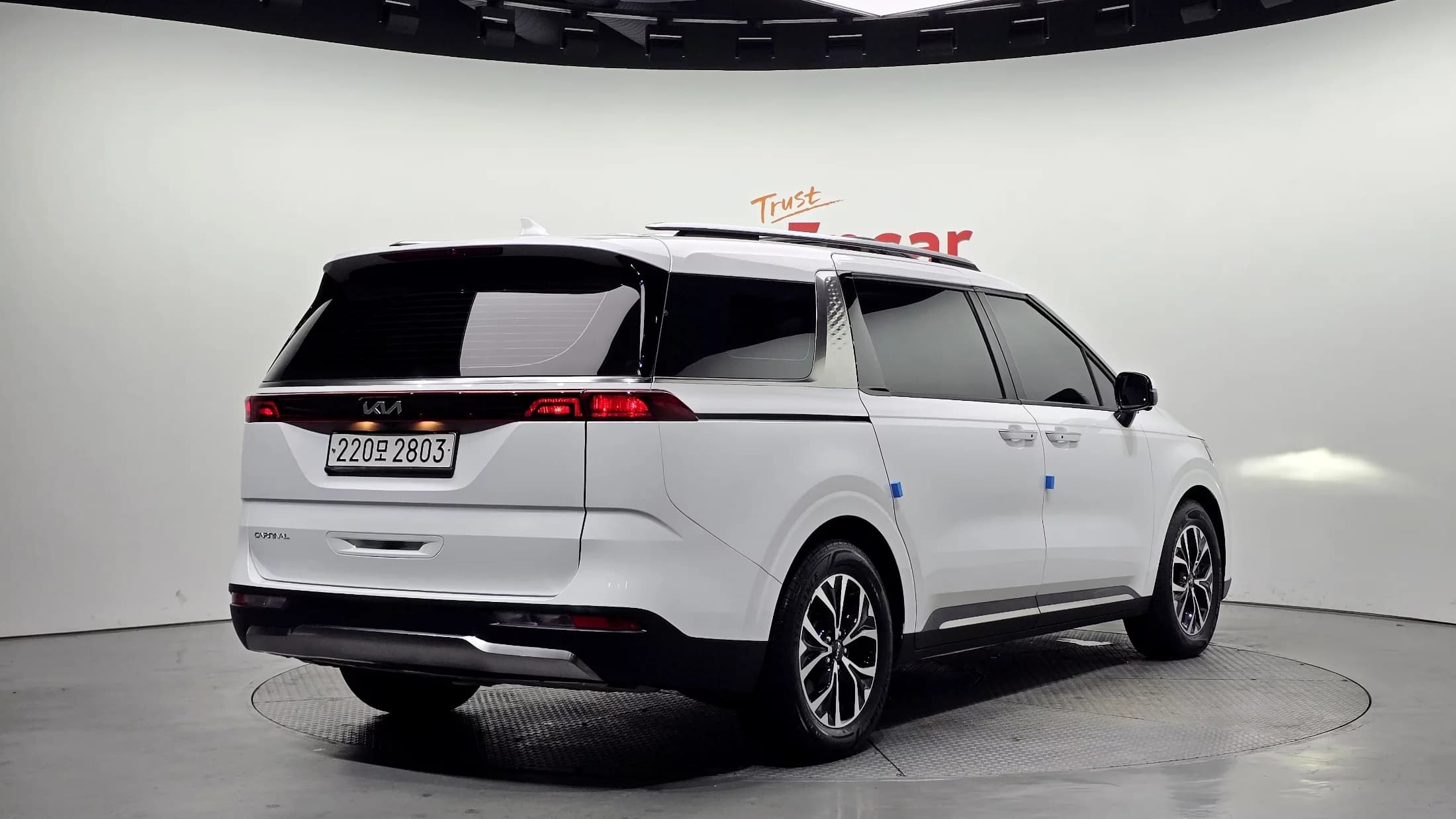 Kia Carnival Gasoline 9-Seater Noblesse, 2022 г. 72496 км. — фото 2