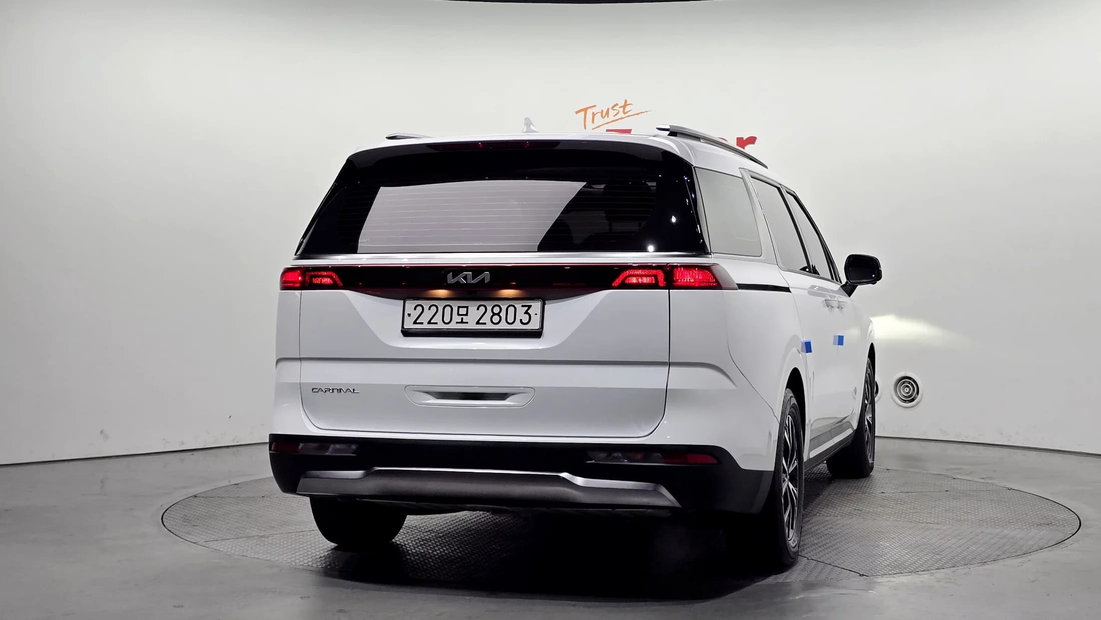 Kia Carnival Gasoline 9-Seater Noblesse, 2022 г. 72496 км. — фото 4