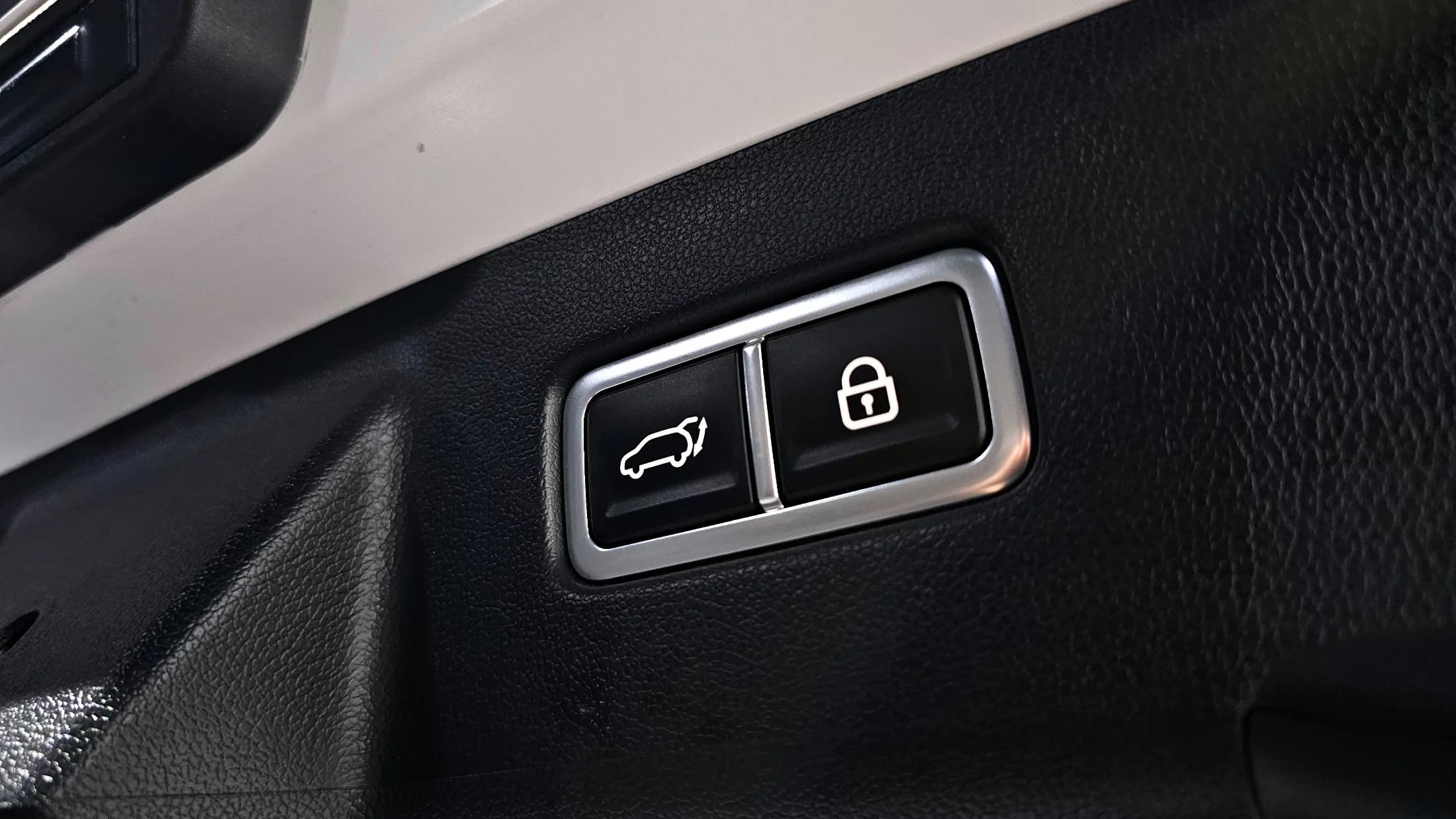 Kia Sorento Gasoline 2.5T 2WD Prestige, 2022 г. 56504 км. — фото 18