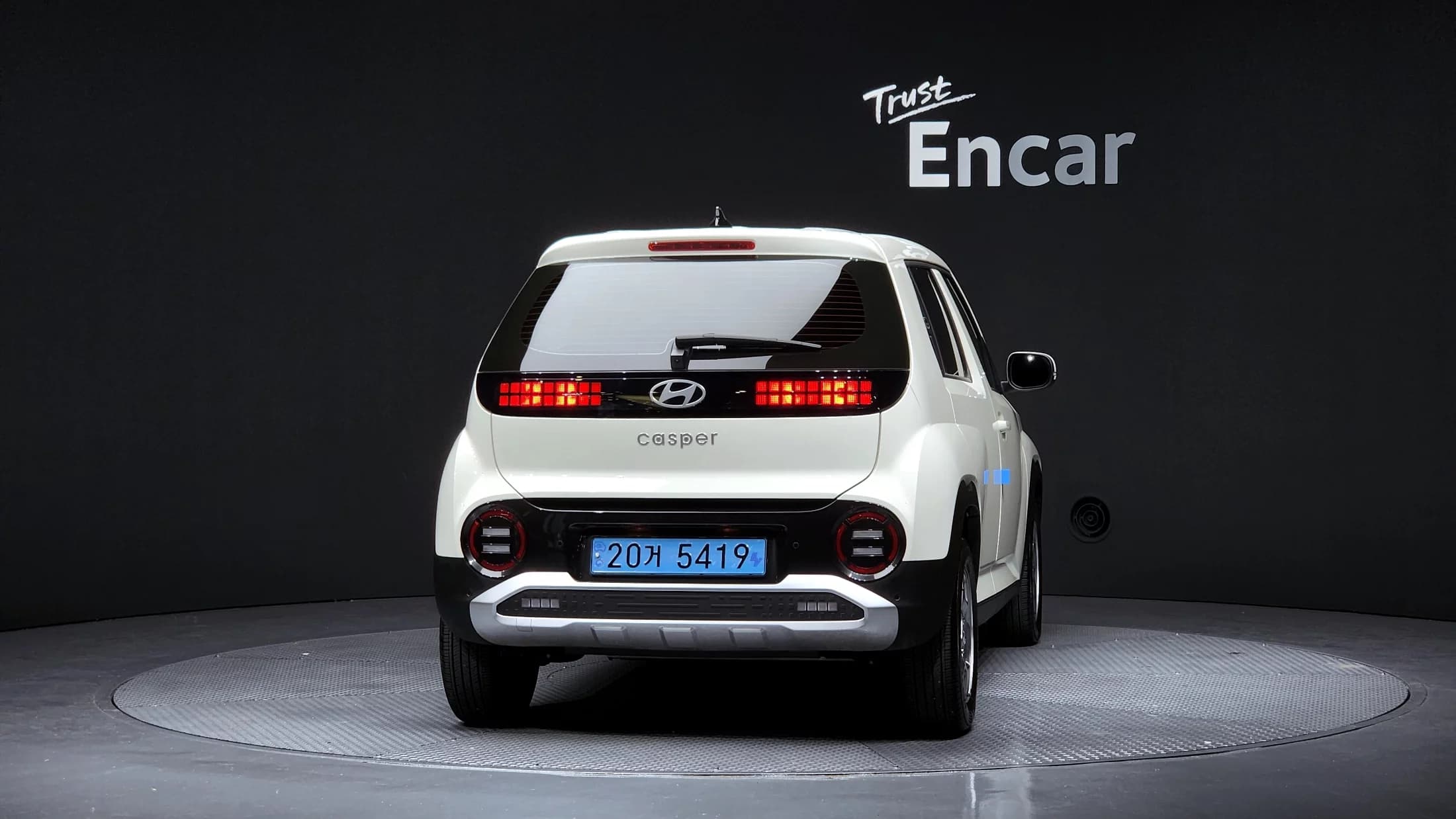 Hyundai Casper Electric Inspiration, электромобиль, 2024 г. 15625 км. — фото 4