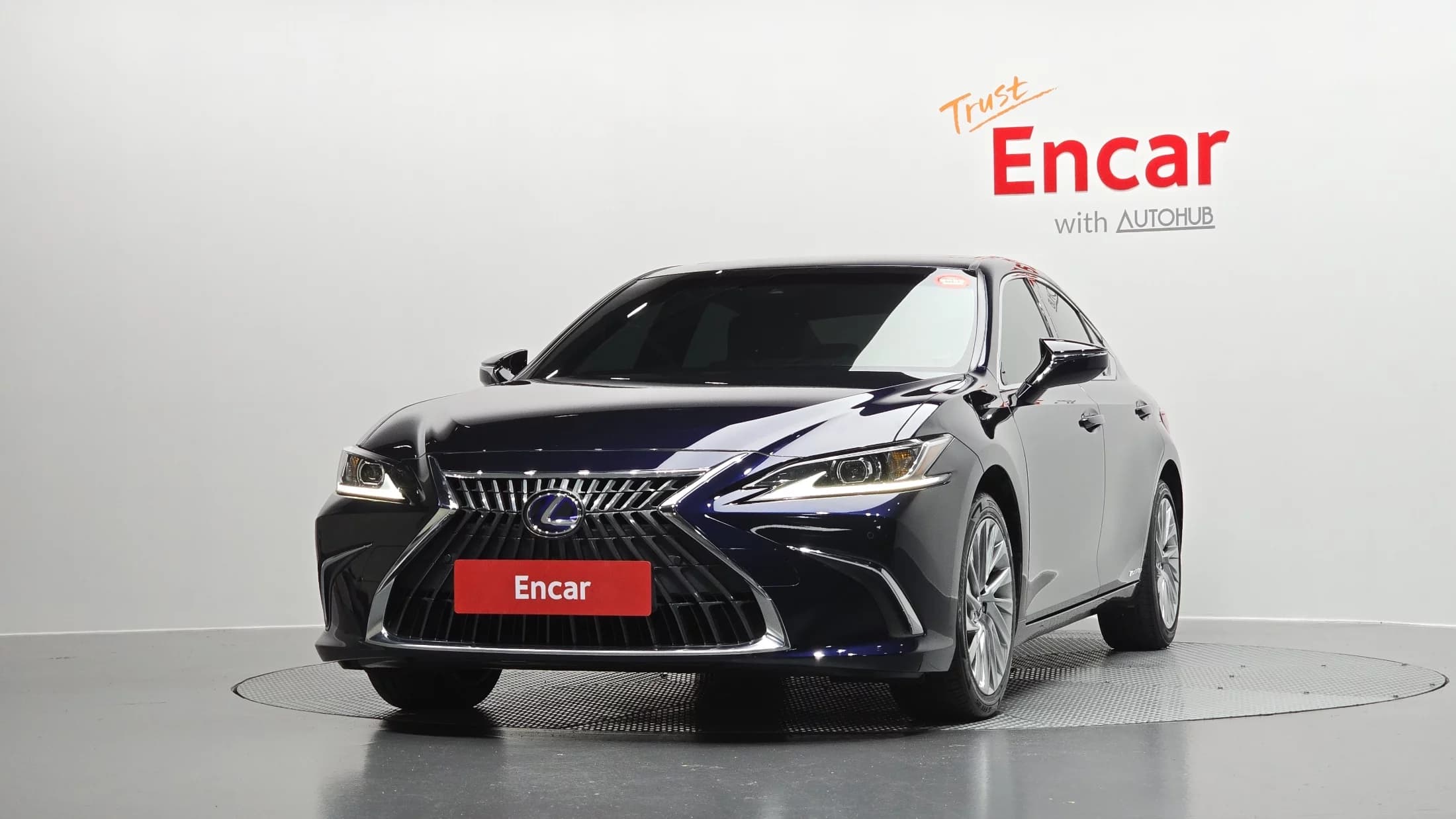 Lexus ES300h Luxury Plus, гибрид, 2021 г. 71548 км. — фото 3