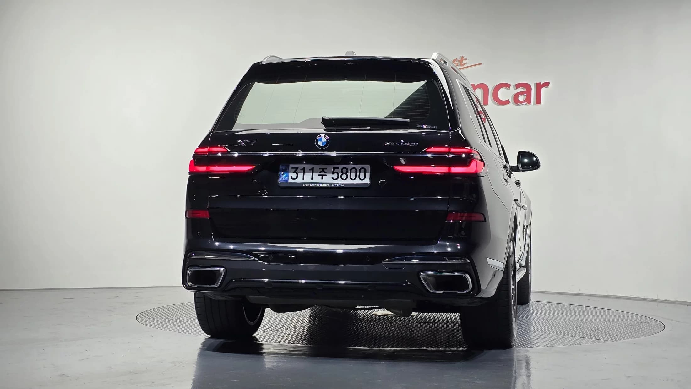 BMW X7 xDrive 40i M Sport 7STR, 2024 г. 33877 км. — фото 4