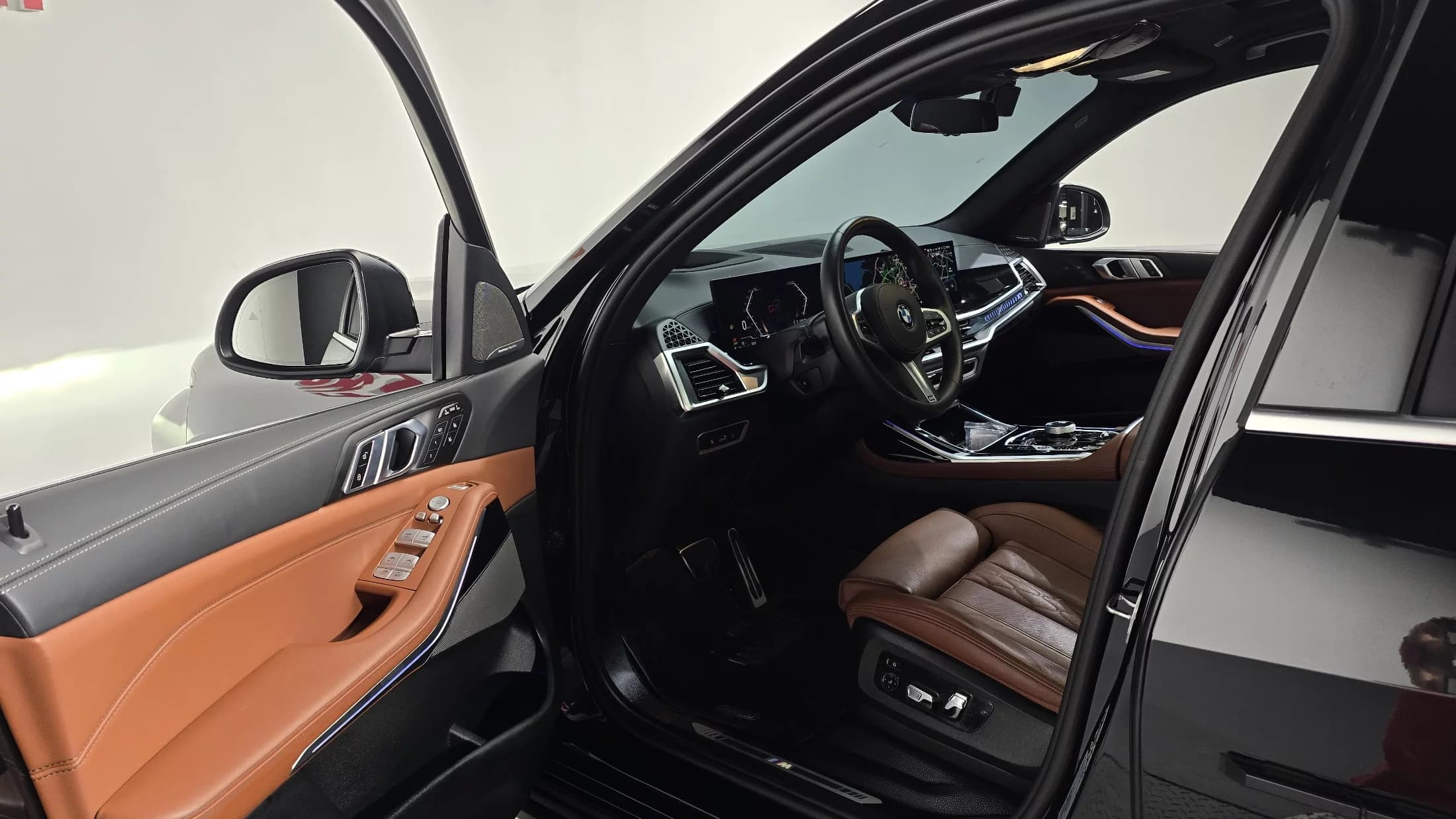 BMW X7 xDrive 40i M Sport 7STR, 2024 г. 33877 км. — фото 10