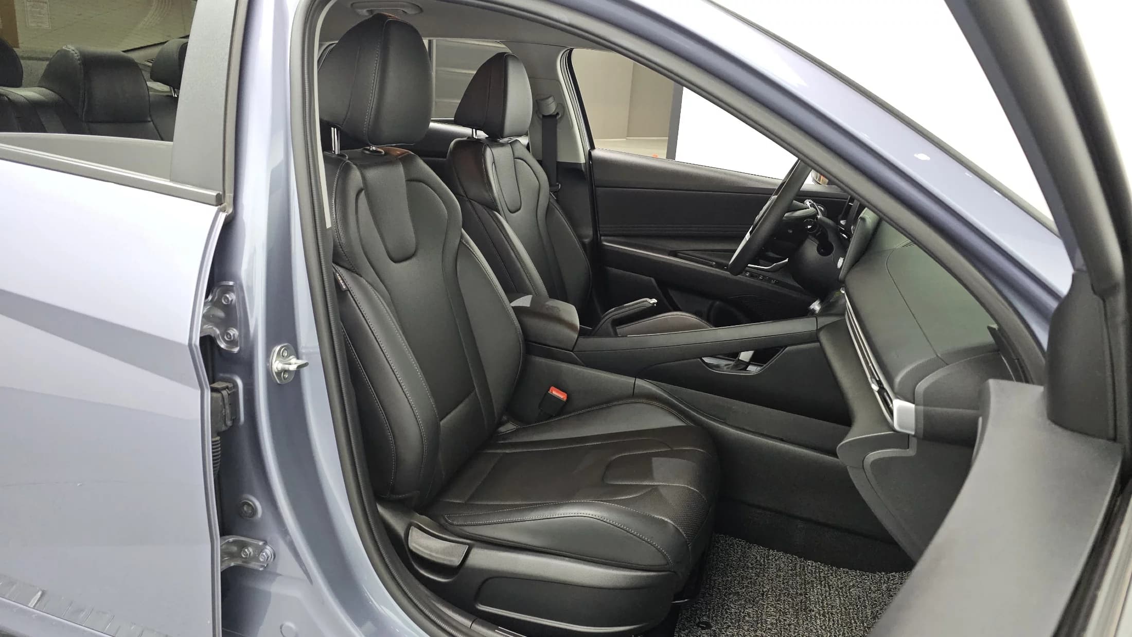 Hyundai AVANTE (Хендай Элантра) 1.6 Smart, 2023 г. 10554 км. — фото 11