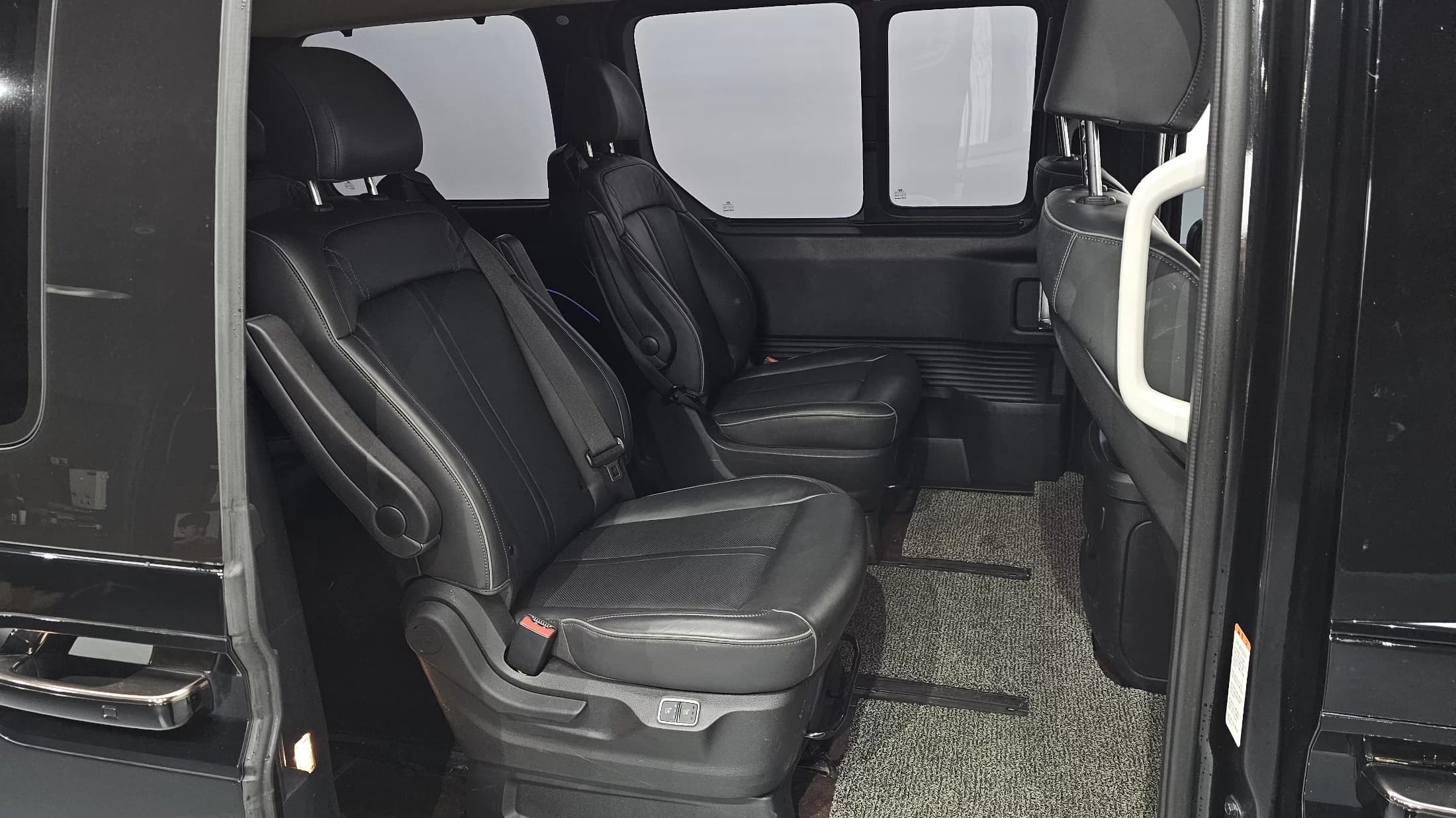 Hyundai Staria 4WD Lounge 9-Seater Inspiration, 2021 г. 115531 км. — фото 11