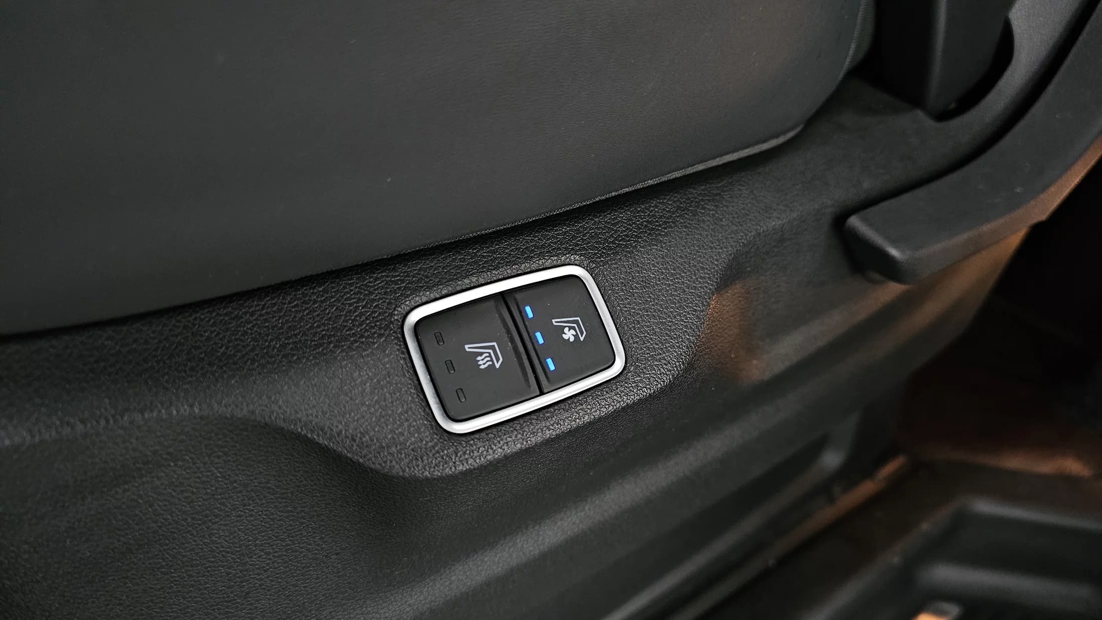 Hyundai Staria 4WD Lounge 9-Seater Inspiration, 2021 г. 115531 км. — фото 18