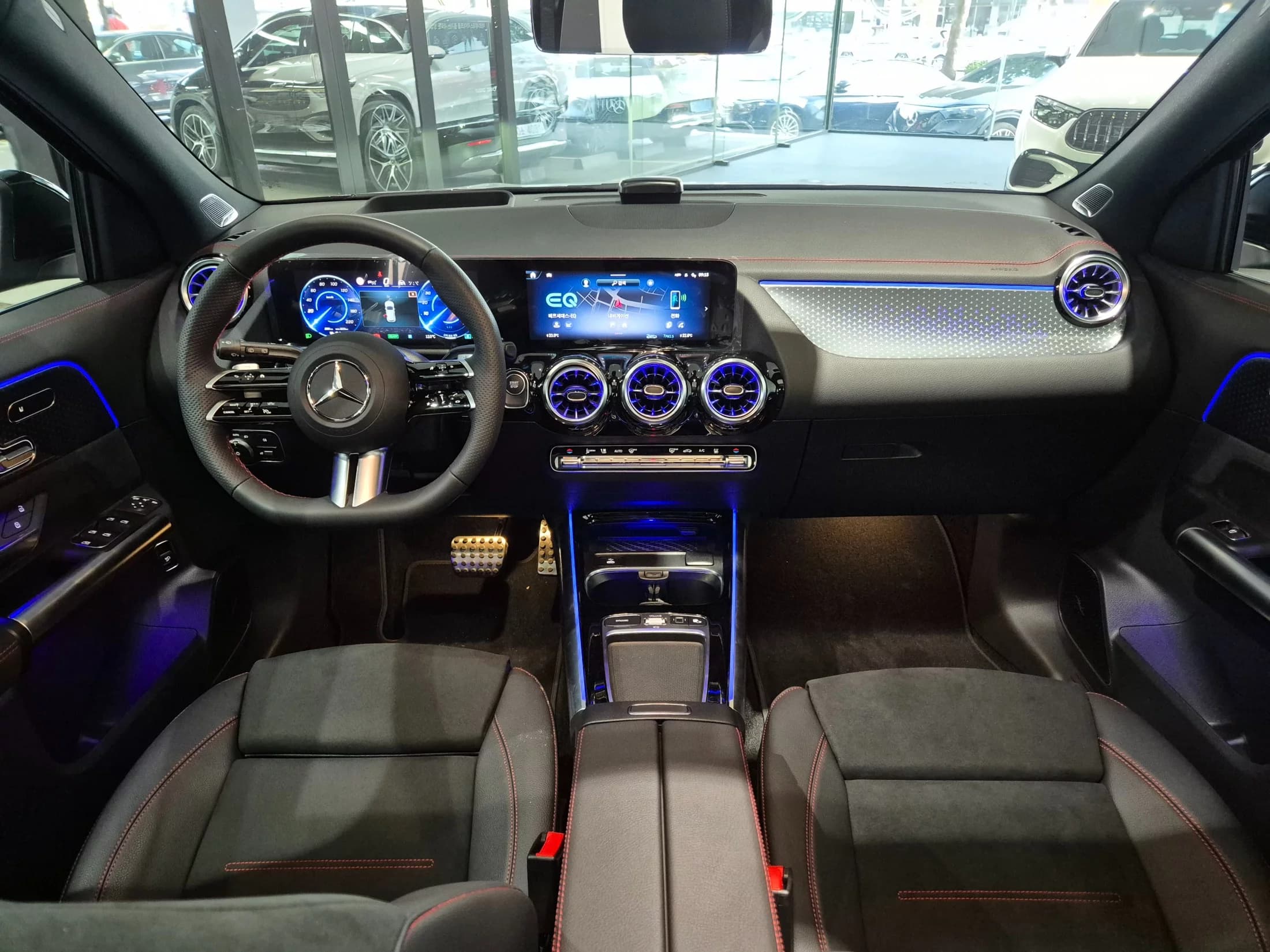 Mercedes-Benz EQA EQA250 AMG Line, электромобиль, 2025 г. 219 км. — фото 7