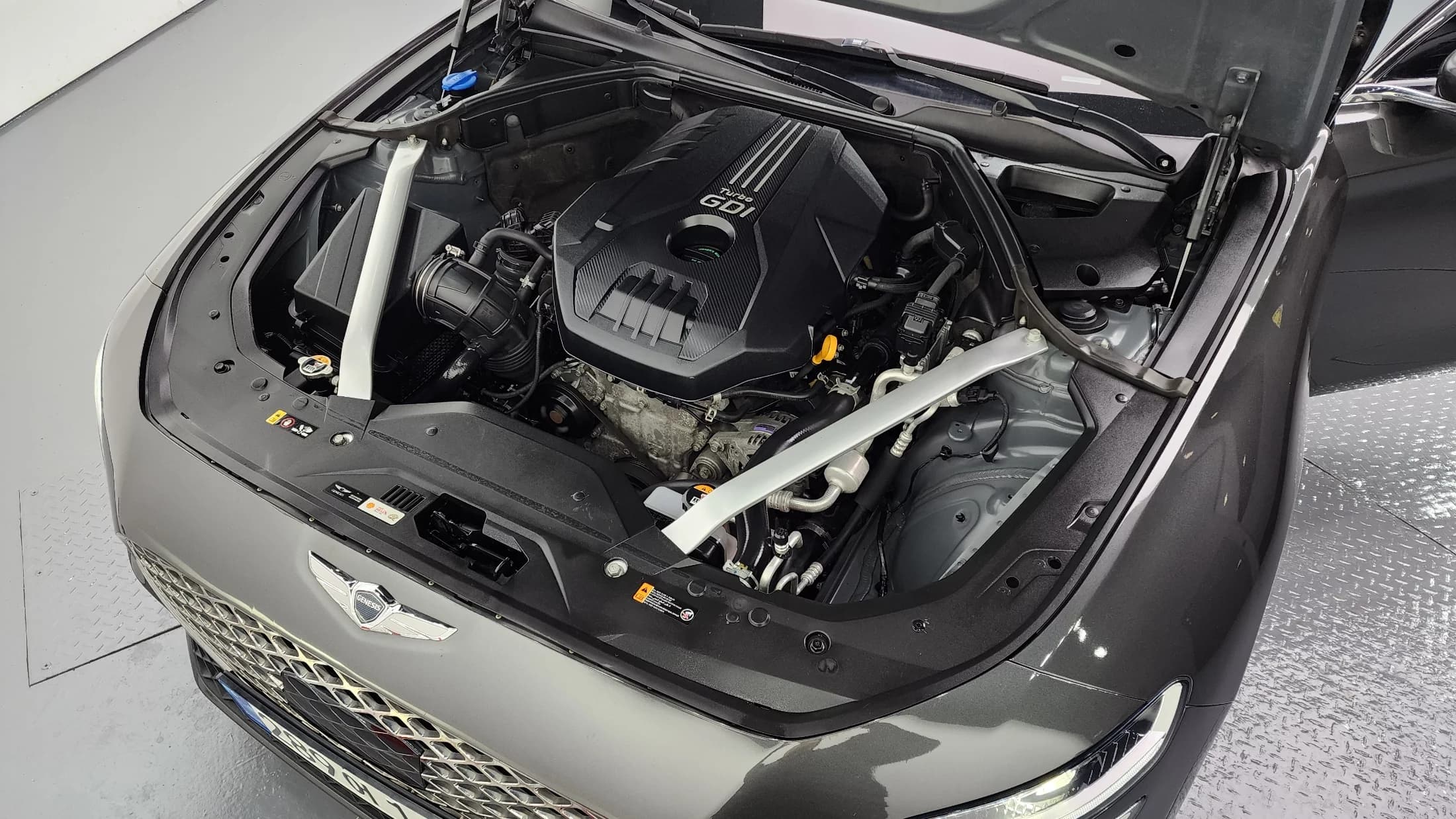 Genesis G70 Gasoline 2.0T 4WD, 2022 г. 107218 км. — фото 6