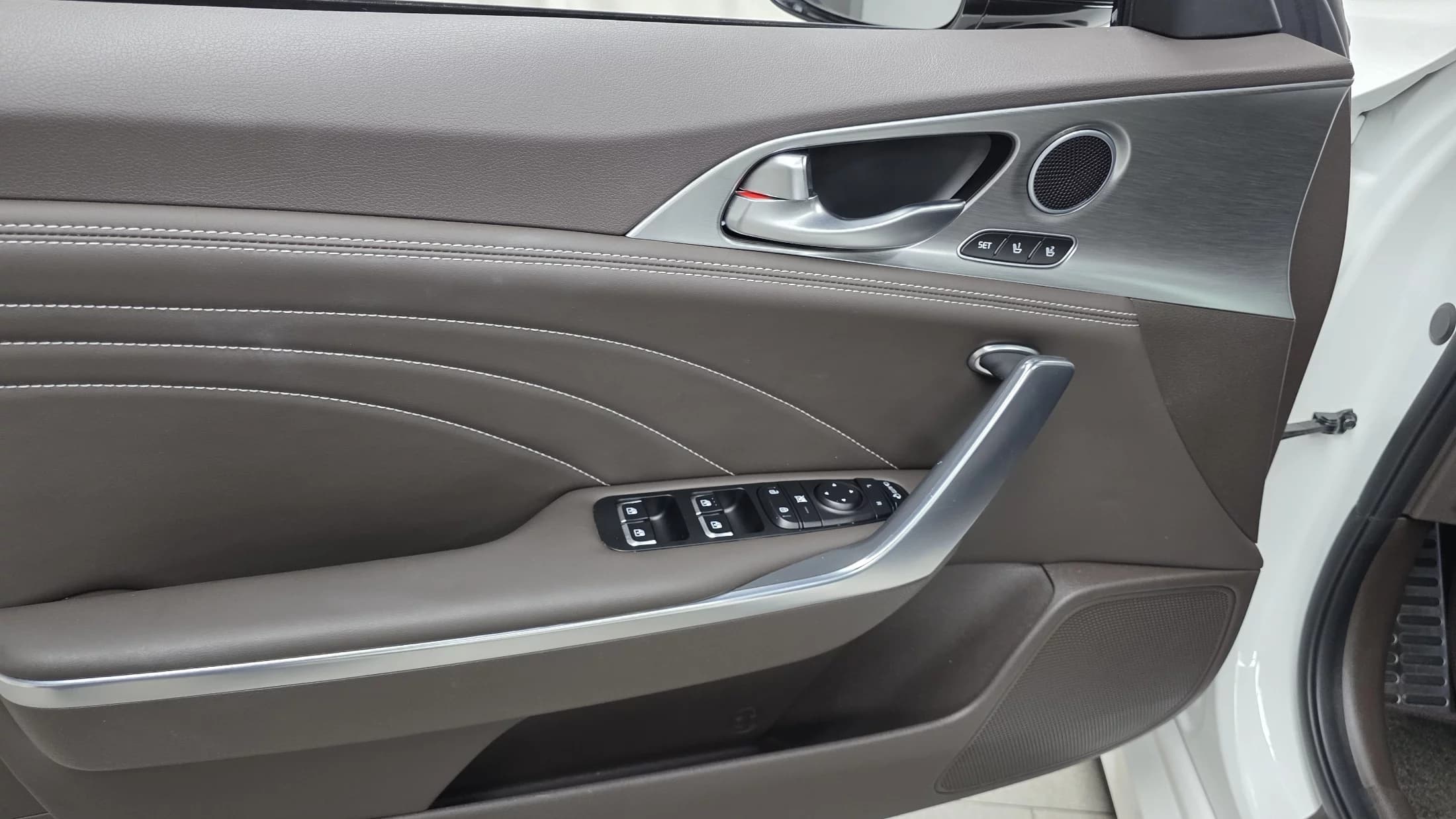 Kia Stinger 3.3 GT, 2023 г. 23472 км. — фото 16