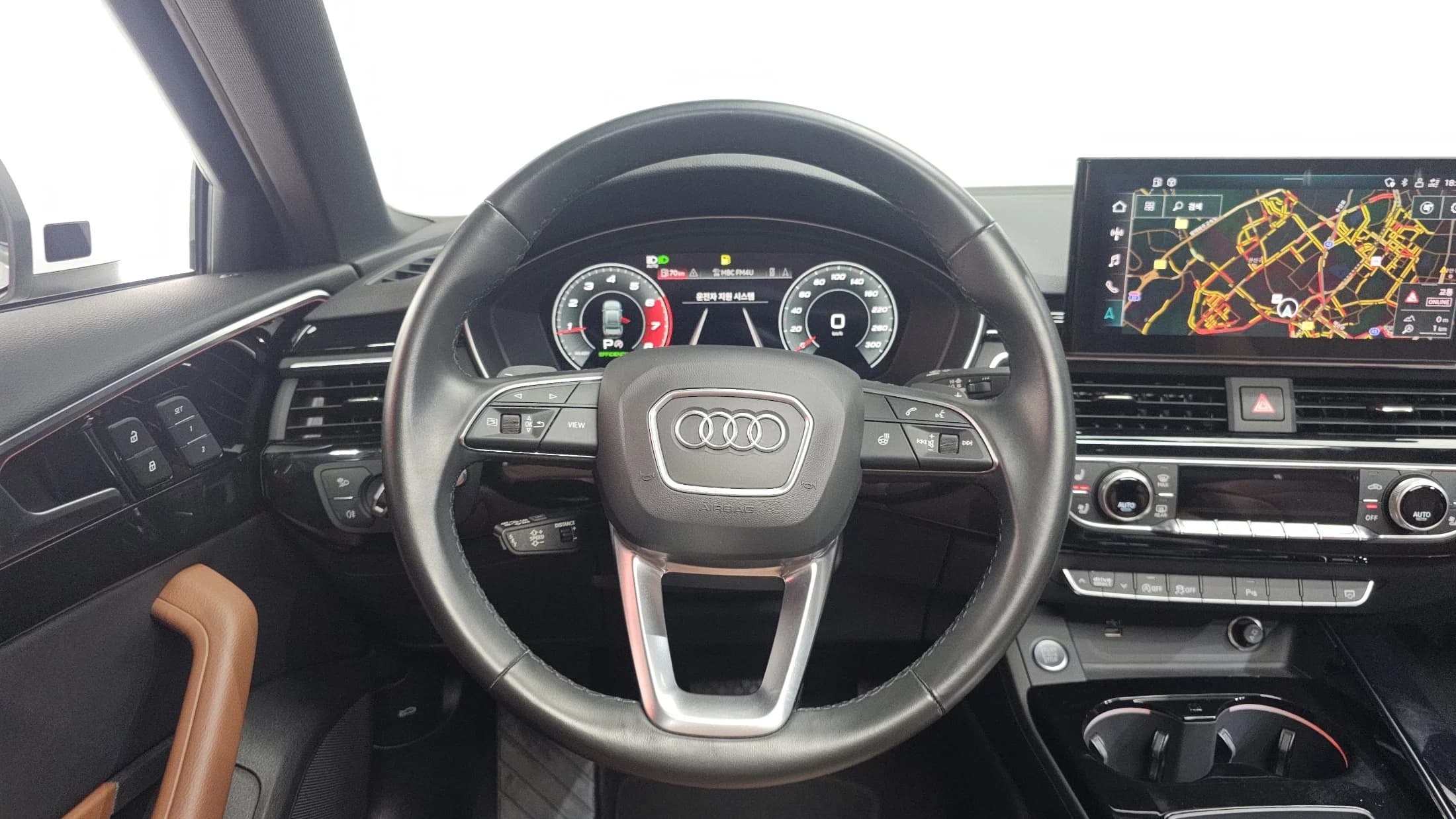 Audi A4 40 TFSI Premium, 2021 г. 70642 км. — фото 13