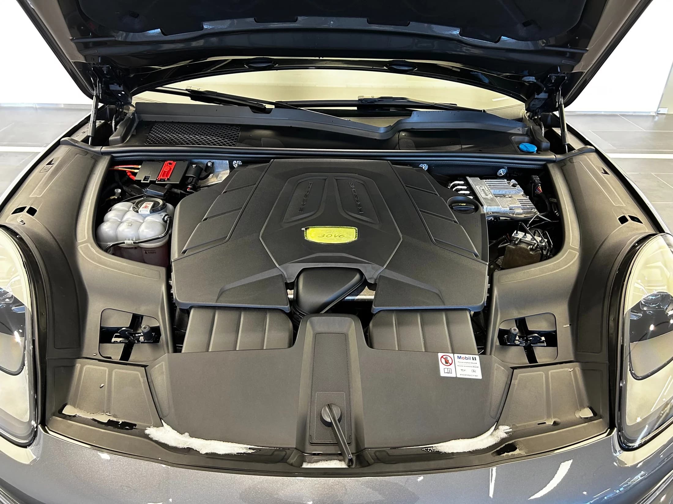 Porsche CAYENNE 3.0, 2022 г. 39173 км. — фото 6