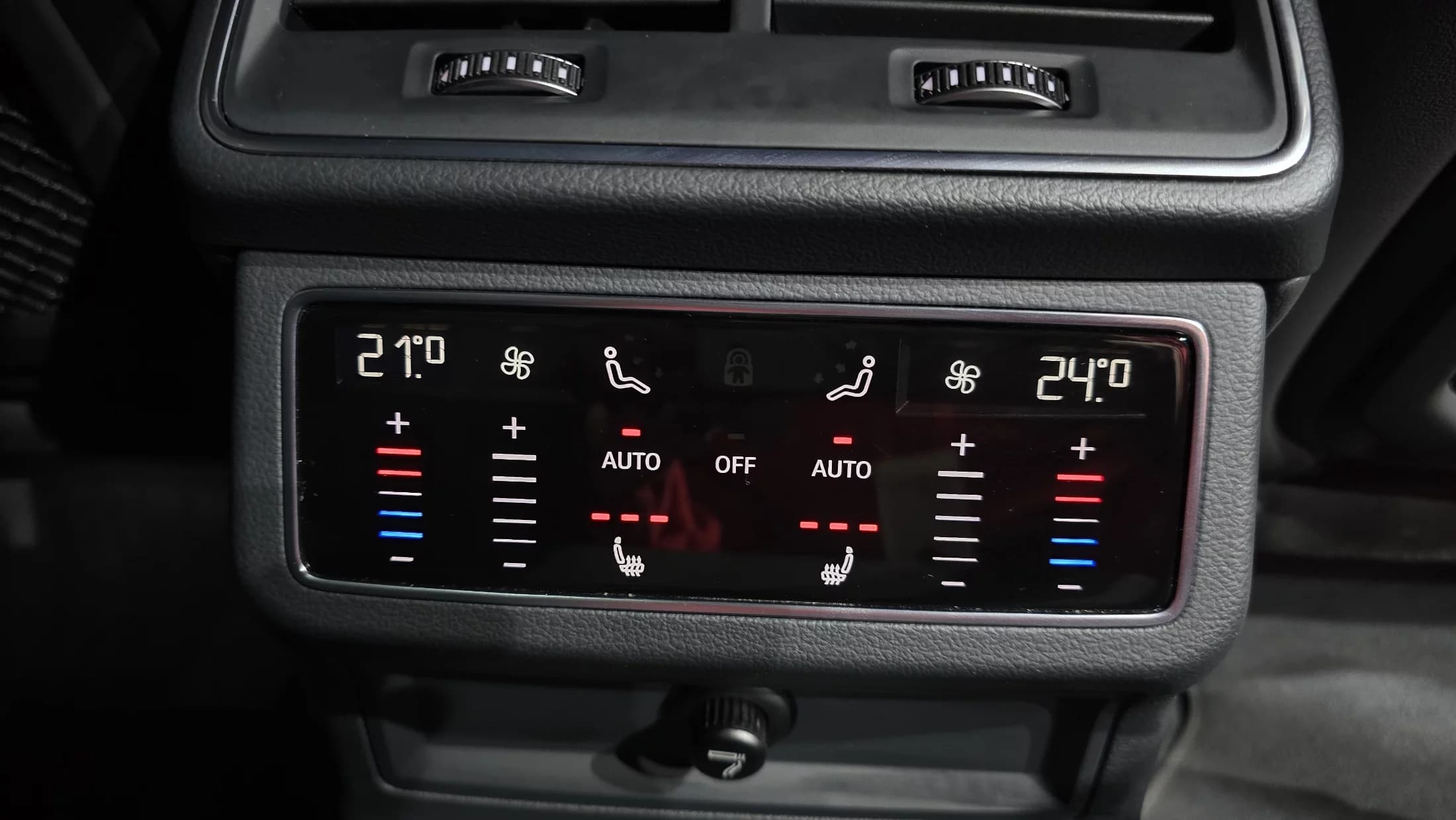 Audi A6 40 TDI Premium, 2021 г. 82448 км. — фото 18