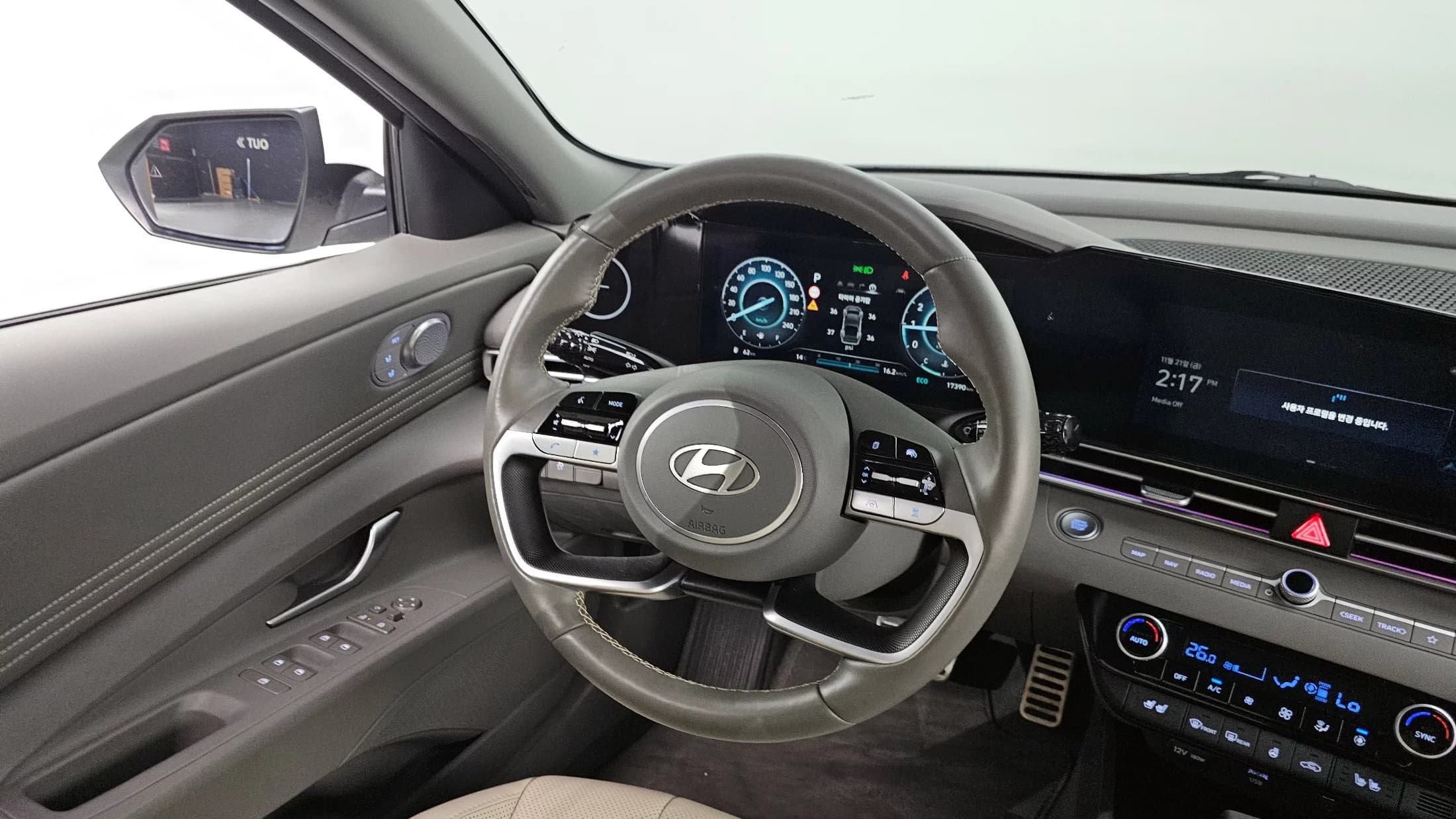 Hyundai AVANTE (Хендай Элантра) 1.6 Inspiration, 2023 г. 17506 км. — фото 13