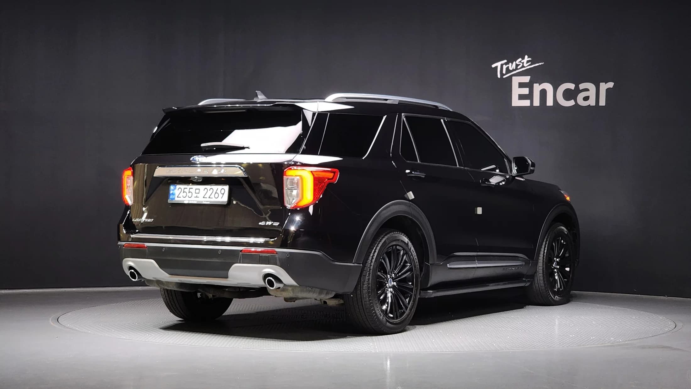 Ford EXPLORER 2.3 LimIted 4WD, 2022 г. 35080 км. — фото 2