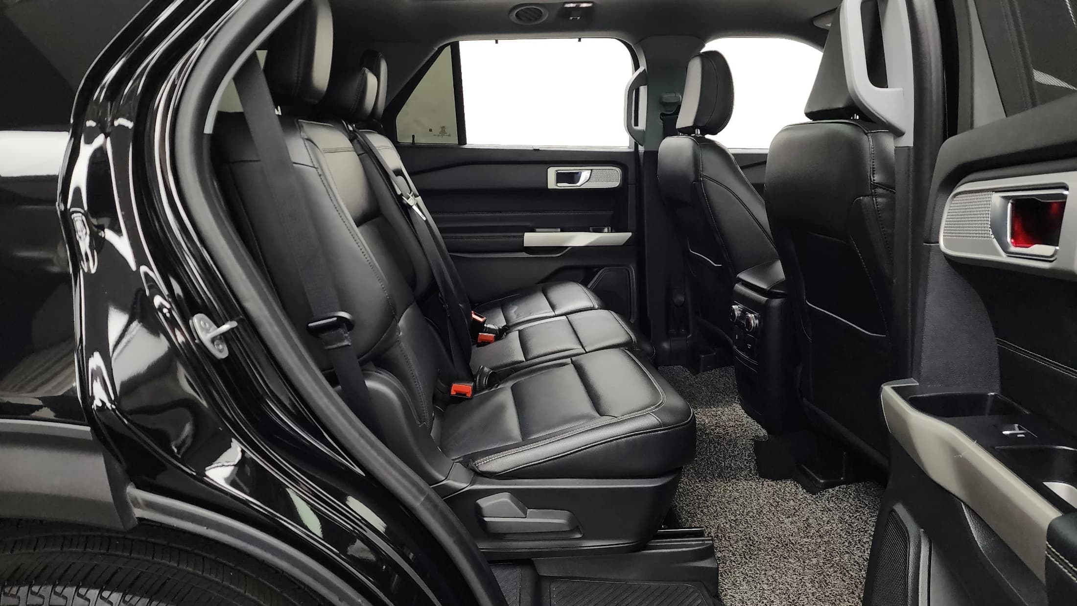 Ford EXPLORER 2.3 LimIted 4WD, 2022 г. 35080 км. — фото 12
