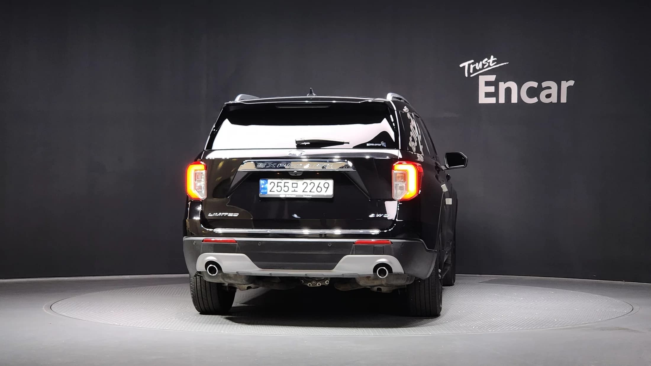 Ford EXPLORER 2.3 LimIted 4WD, 2022 г. 35080 км. — фото 4