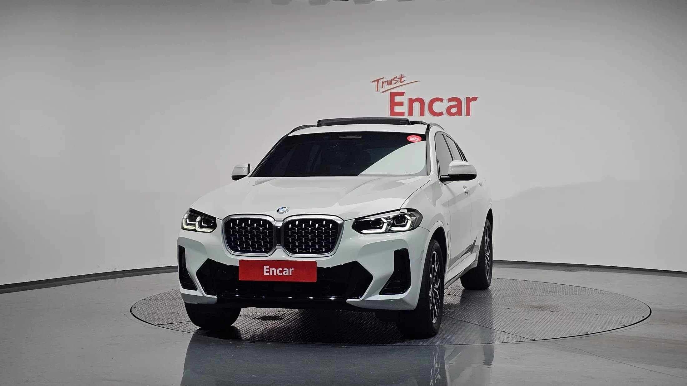 BMW X4 xDrive20i M Sport, 2022 г. 29858 км. — фото 2