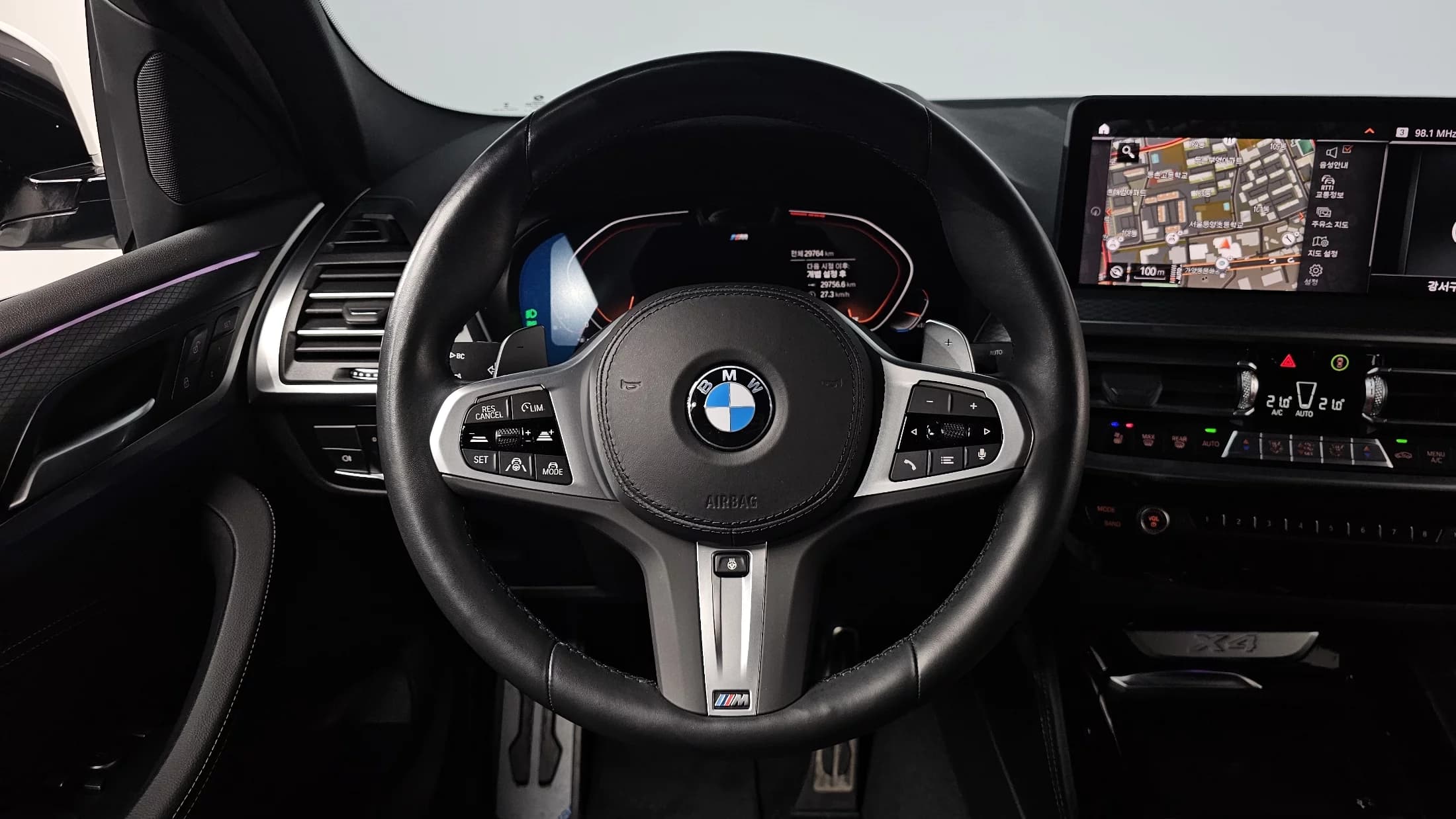 BMW X4 xDrive20i M Sport, 2022 г. 29858 км. — фото 12