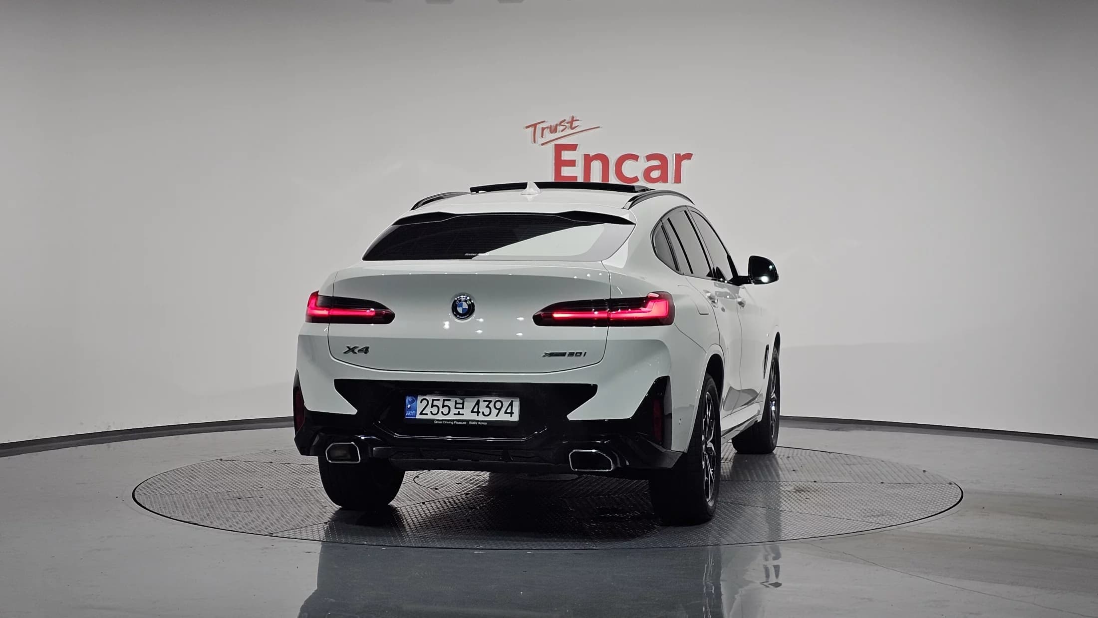 BMW X4 xDrive20i M Sport, 2022 г. 29858 км. — фото 3