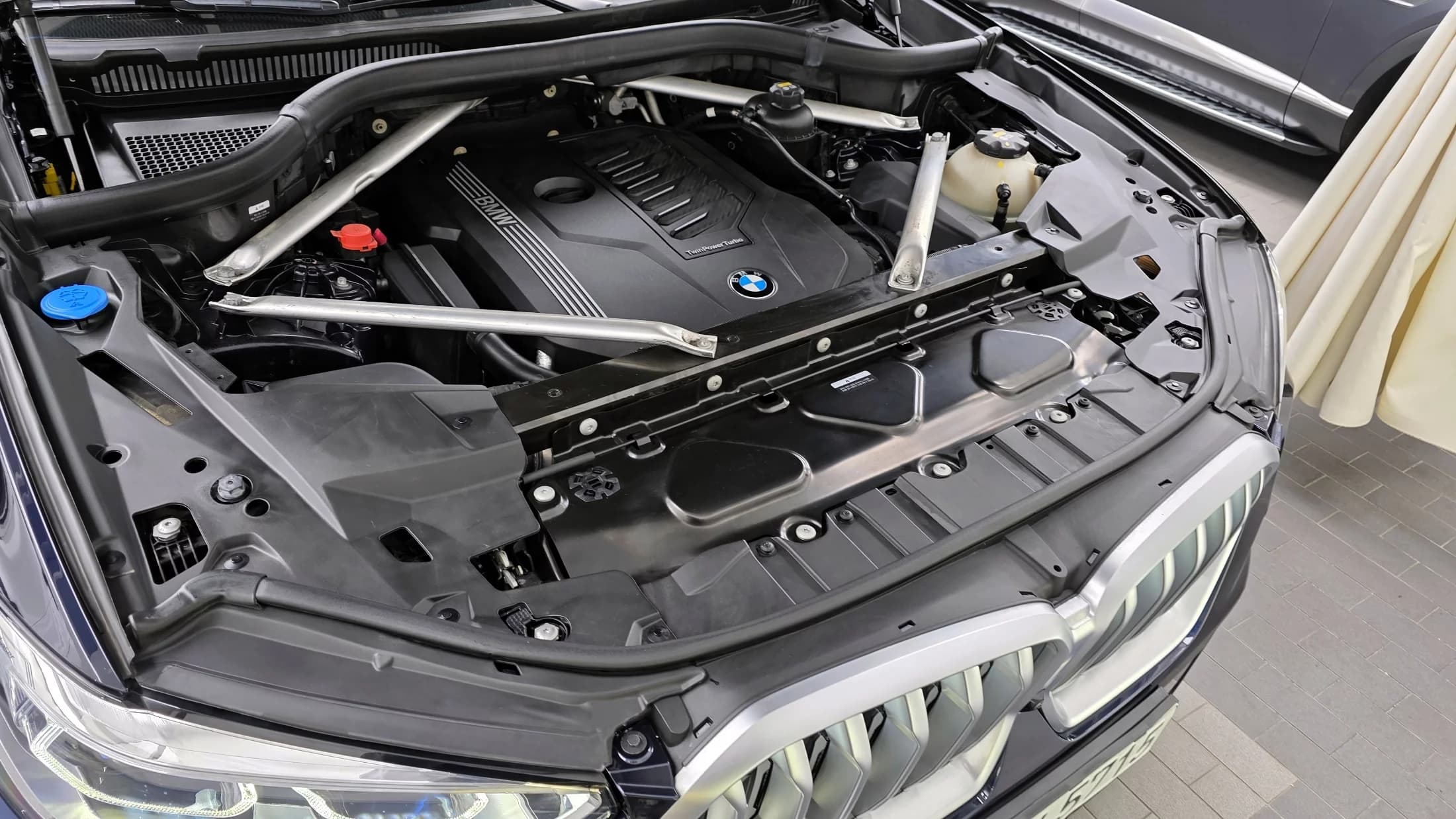 BMW X6 xDrive40i M Sport, 2021 г. 64017 км. — фото 6
