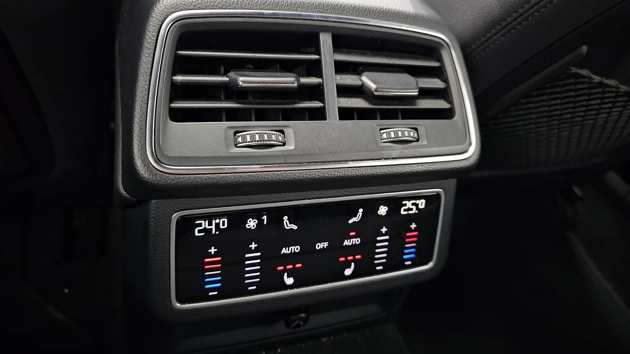 Audi A6 40 TDI Quattro Premium C7, 2021 г. 64491 км. — фото 17