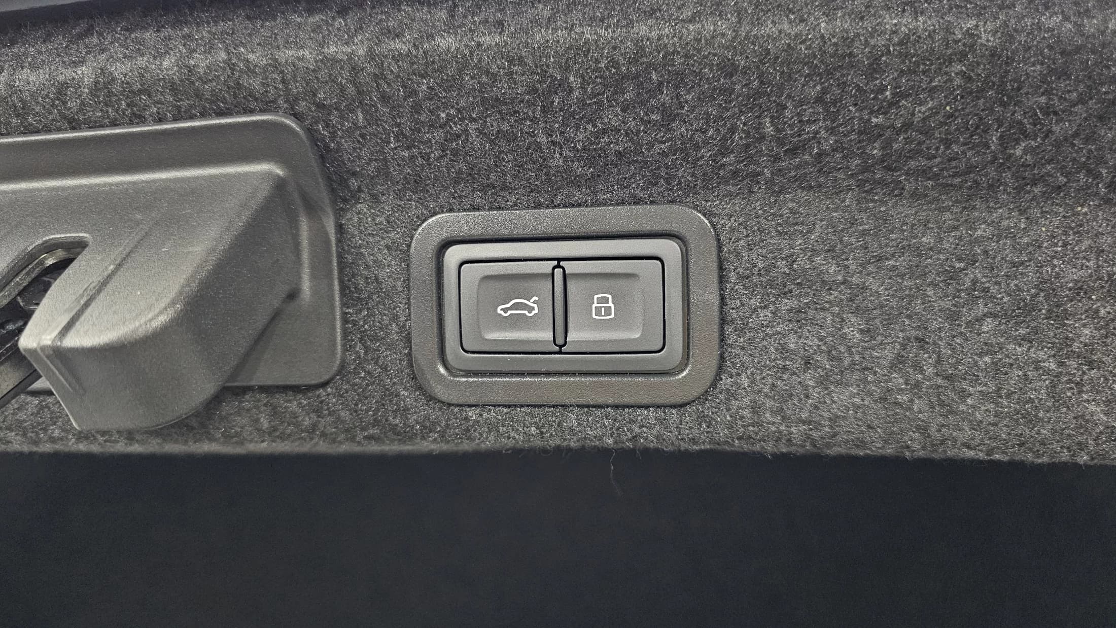 Audi A6 40 TDI Quattro Premium C7, 2021 г. 64491 км. — фото 20