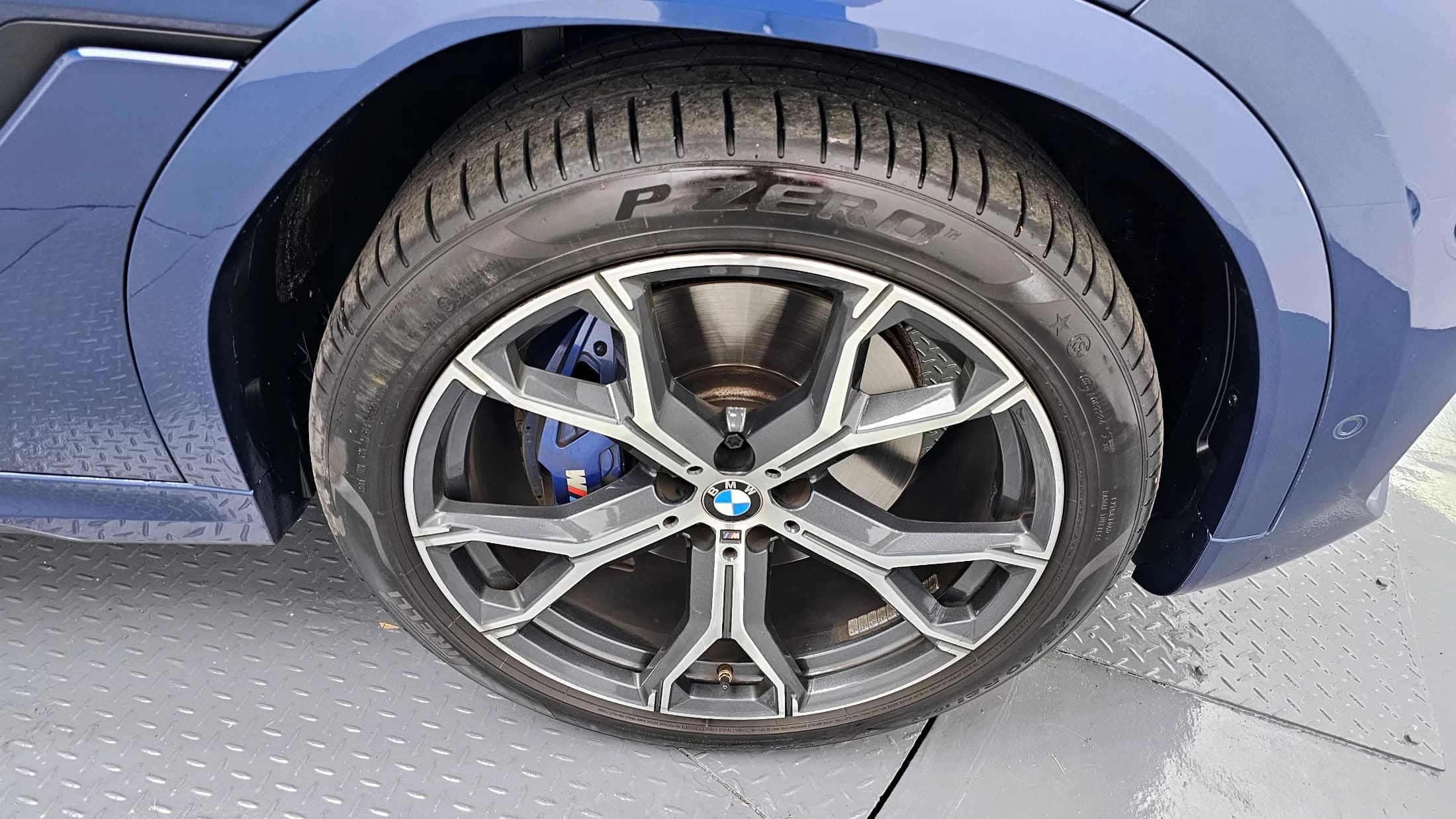BMW X6 xDrive30d M Sport, 2023 г. 32747 км. — фото 5