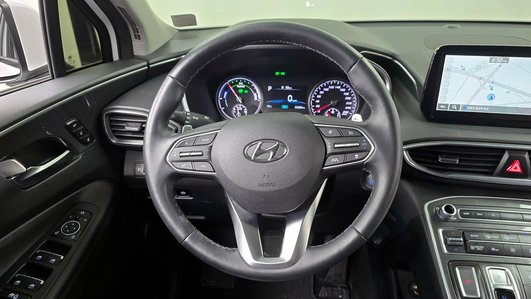 Hyundai Santa Fe HEV 1.6 2WD Prestige, гибрид, 2021 г. 33266 км. — фото 13