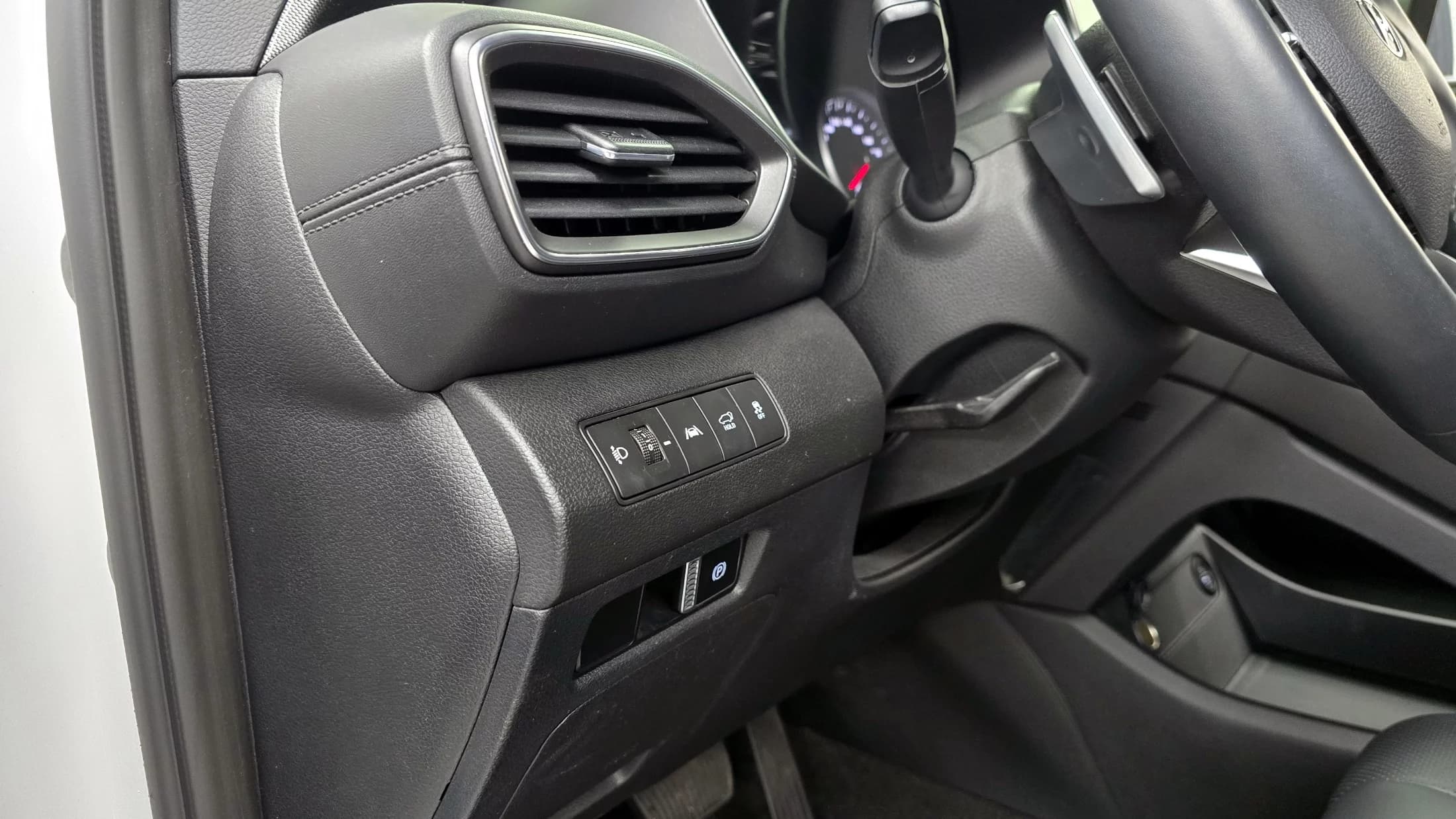 Hyundai Santa Fe HEV 1.6 2WD Prestige, гибрид, 2021 г. 33266 км. — фото 16