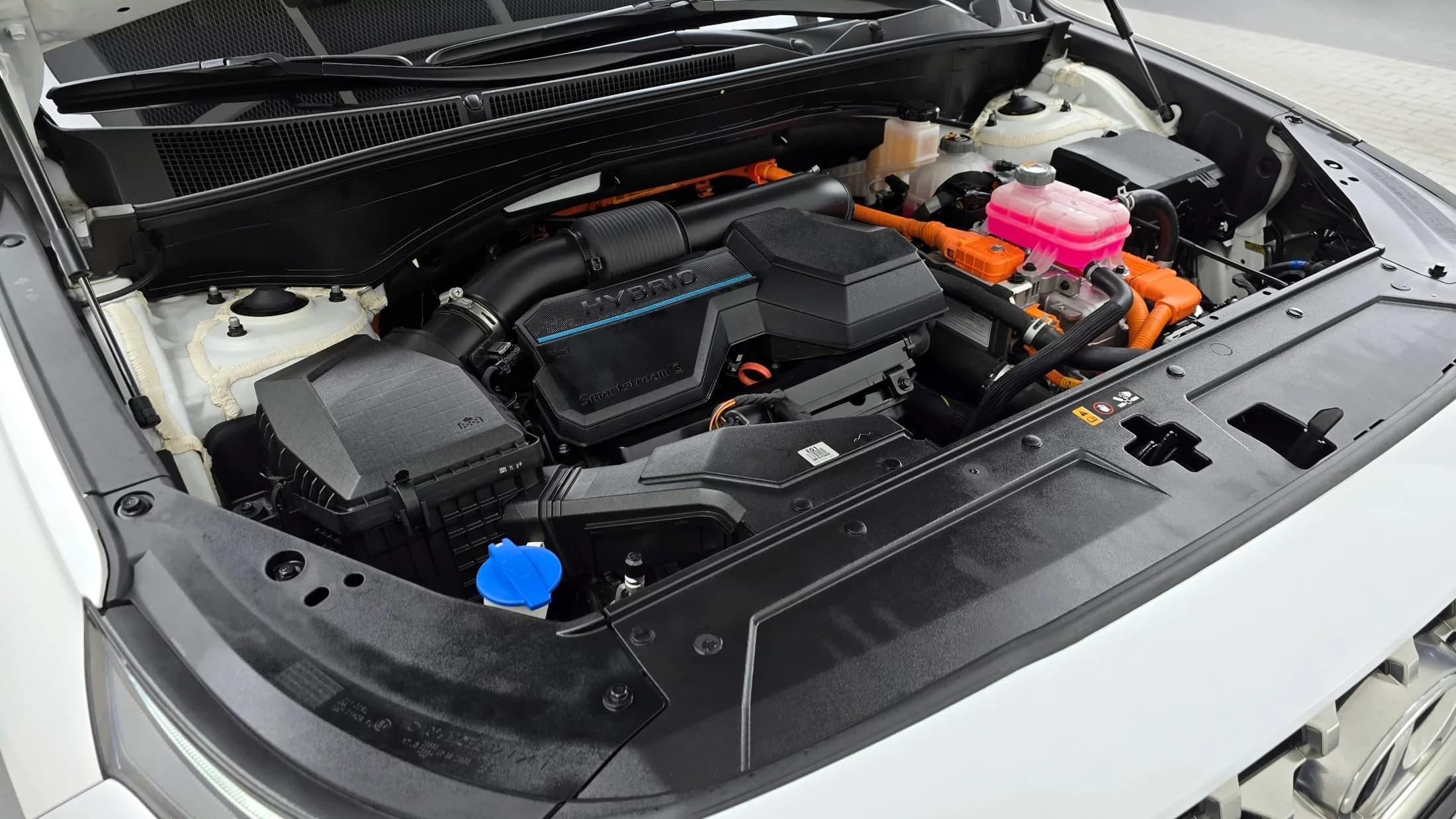 Hyundai Santa Fe HEV 1.6 2WD Prestige, гибрид, 2021 г. 33266 км. — фото 6