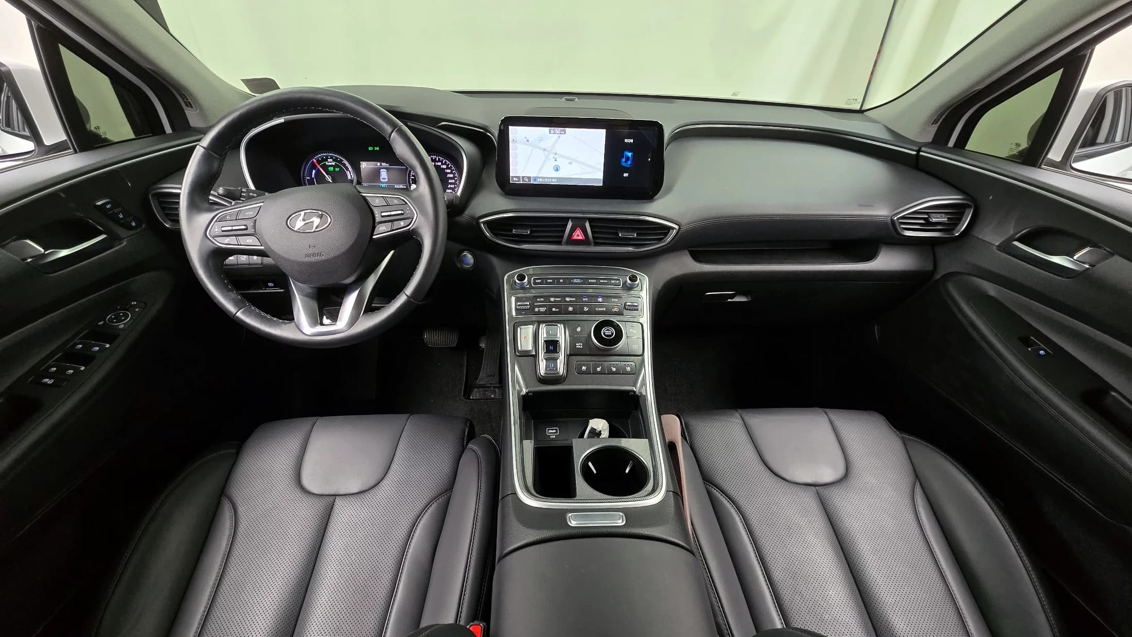 Hyundai Santa Fe HEV 1.6 2WD Prestige, гибрид, 2021 г. 33266 км. — фото 7