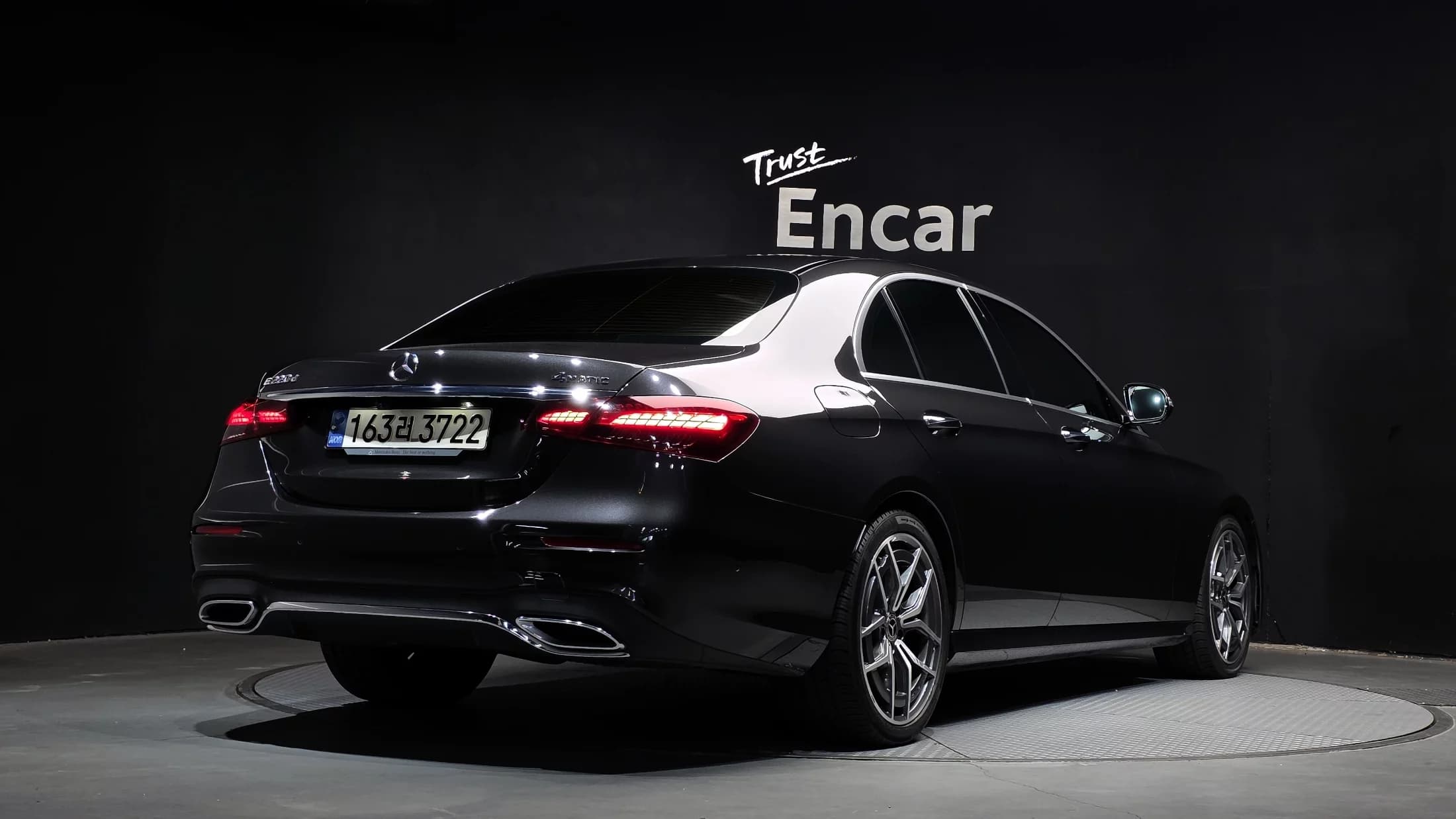 Mercedes-Benz E-Class E220d 4MATIC AMG Line, 2021 г. 92988 км. — фото 2