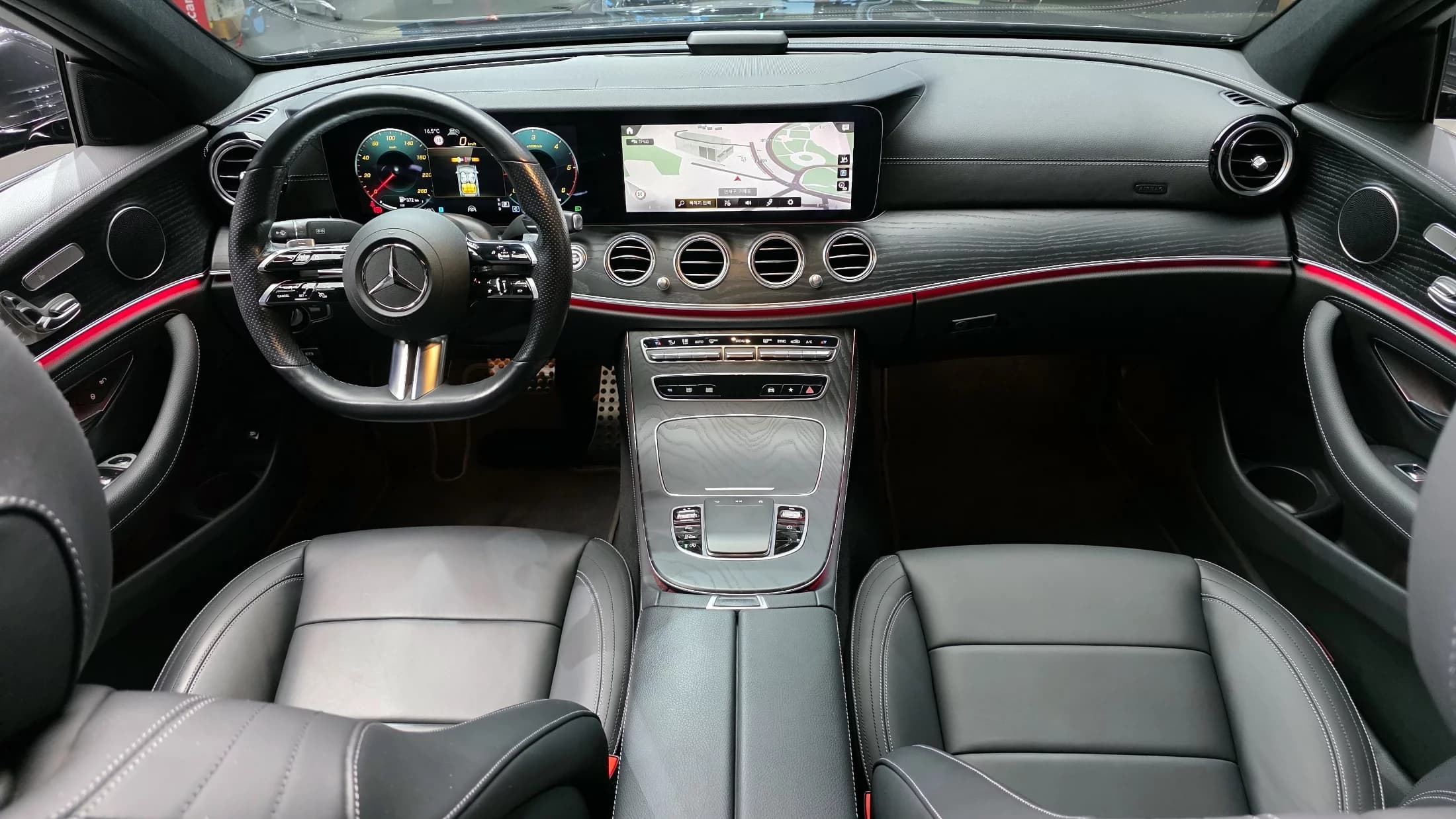 Mercedes-Benz E-Class E220d 4MATIC AMG Line, 2021 г. 92988 км. — фото 7