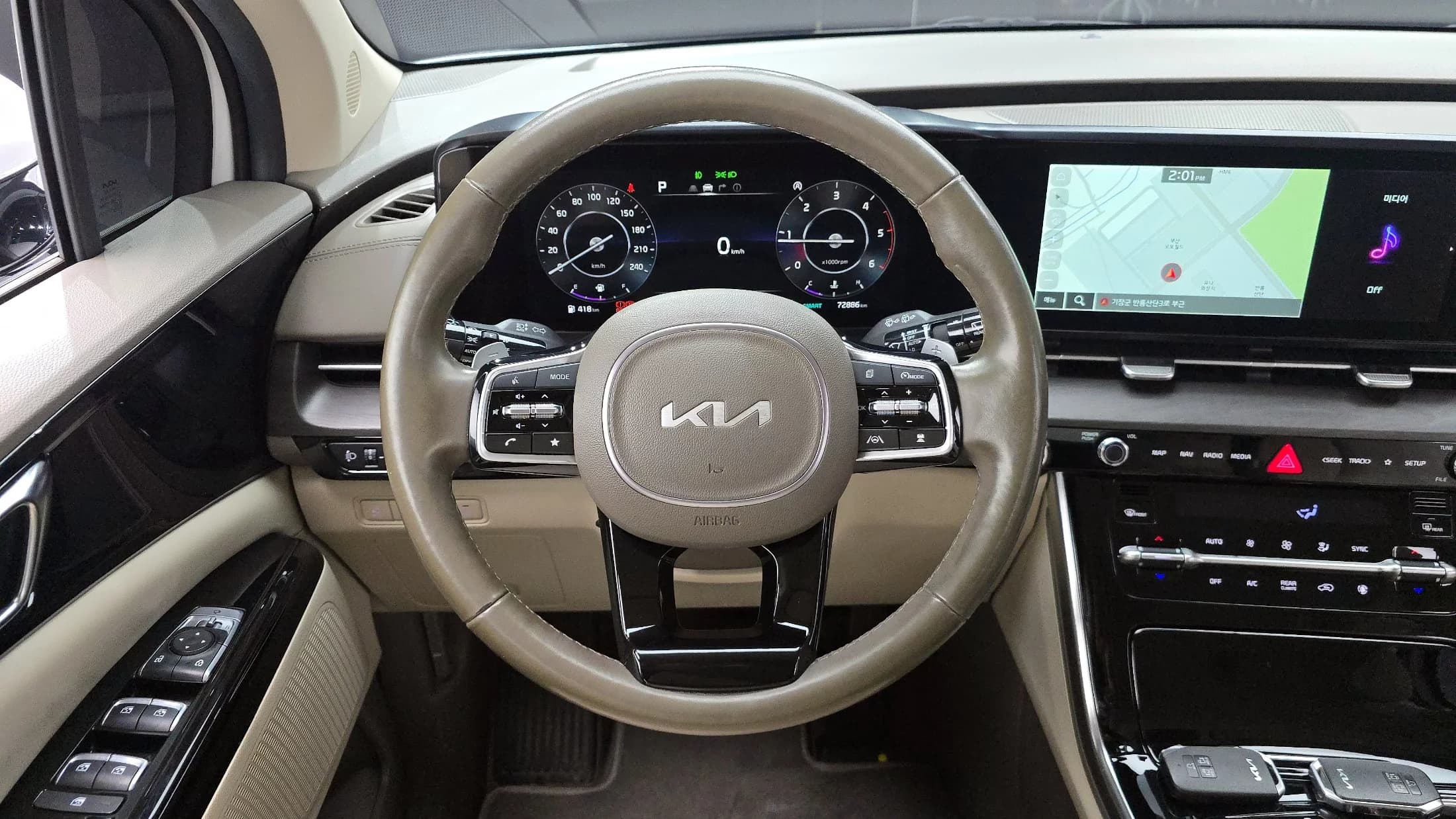 Kia Carnival 7-Seater Noblesse, 2021 г. 72955 км. — фото 13