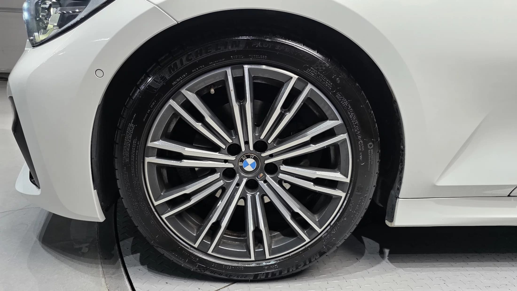BMW 3-Series 320i M Sport, 2021 г. 52577 км. — фото 5