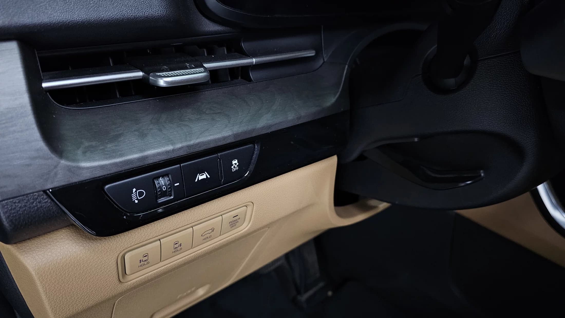 Kia Carnival 9-Seater Signature, 2022 г. 112198 км. — фото 16