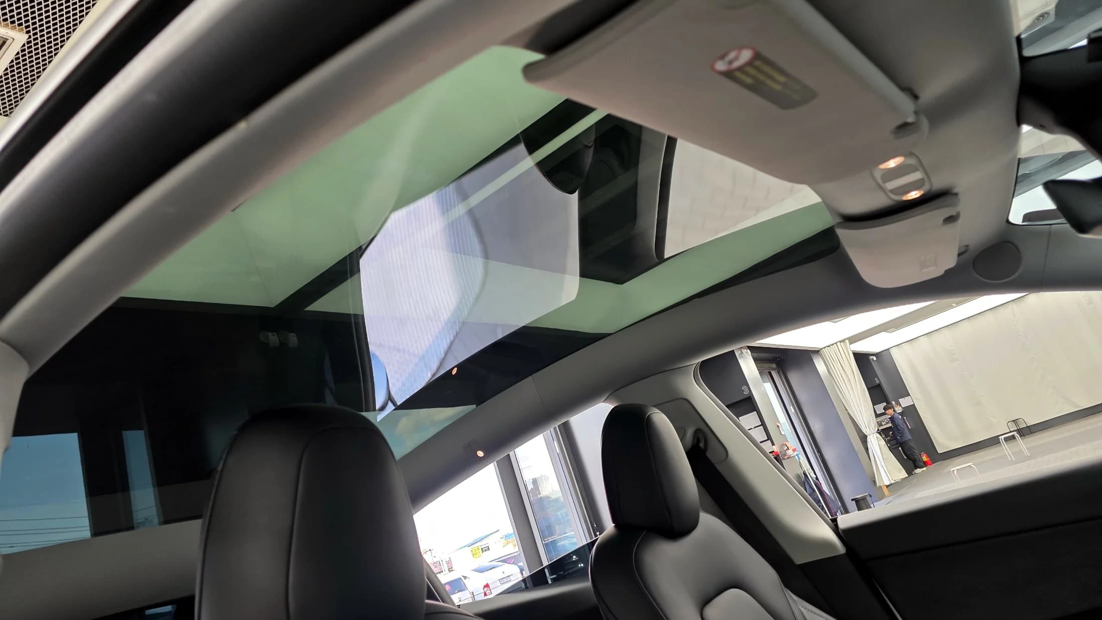 Tesla Model Y Standard Range, электромобиль, 2021 г. 71416 км. — фото 17