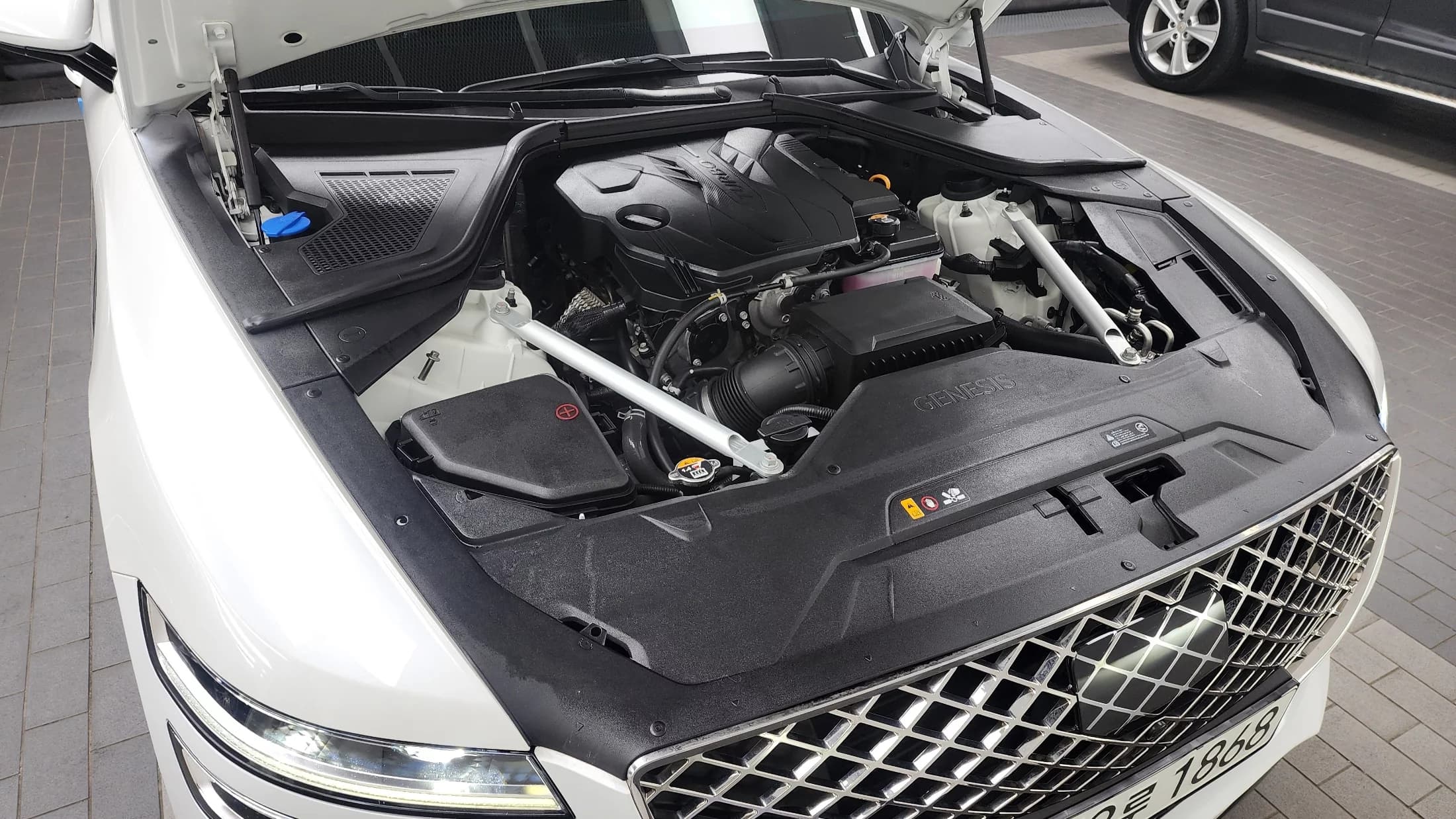 Genesis G80 Gasoline 2.5 Turbo 2WD, 2023 г. 38764 км. — фото 6