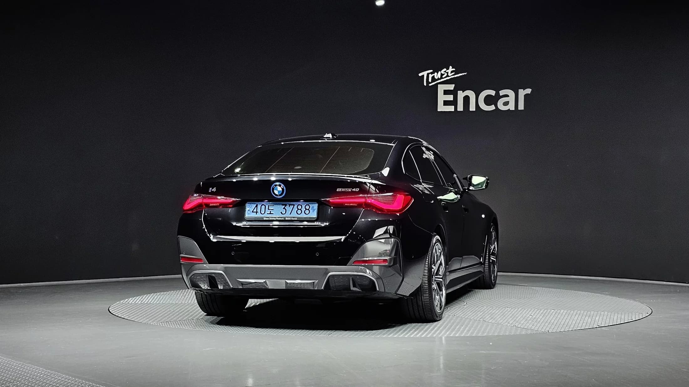 BMW i4 eDrive40 M Sports Pro, электромобиль, 2023 г. 57300 км. — фото 2