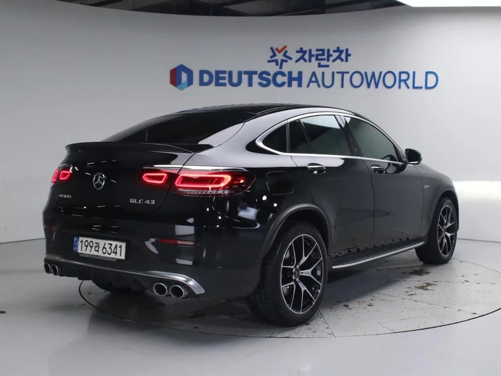 Mercedes-Benz GLC-Class AMG GLC43 4MATIC Coupe, 2021 г. 48490 км. — фото 2