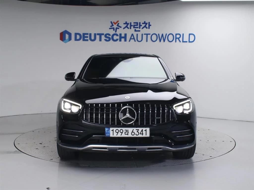 Mercedes-Benz GLC-Class AMG GLC43 4MATIC Coupe, 2021 г. 48490 км. — фото 3
