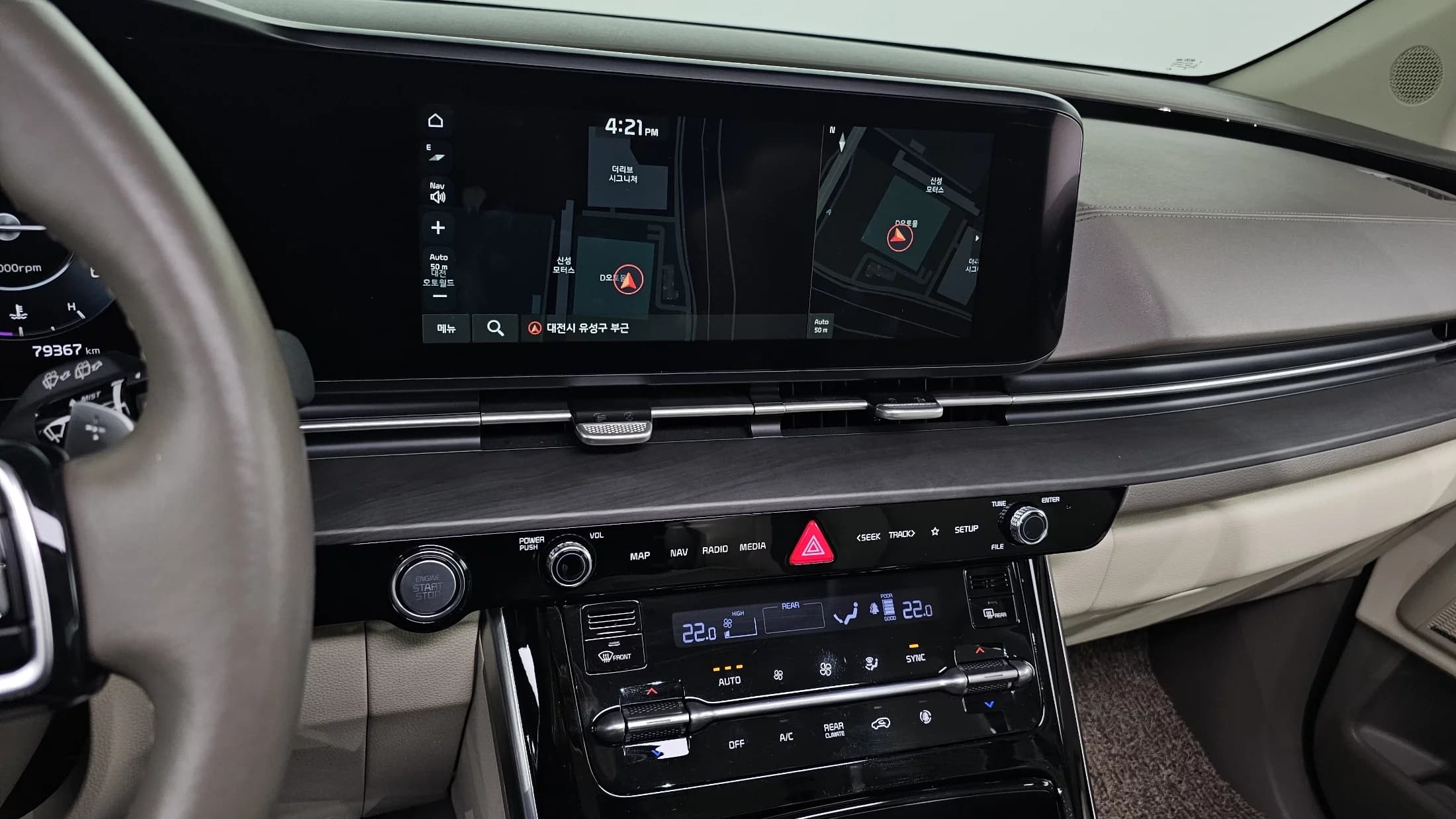 Kia Carnival 9-Seater Signature, 2021 г. 79441 км. — фото 15