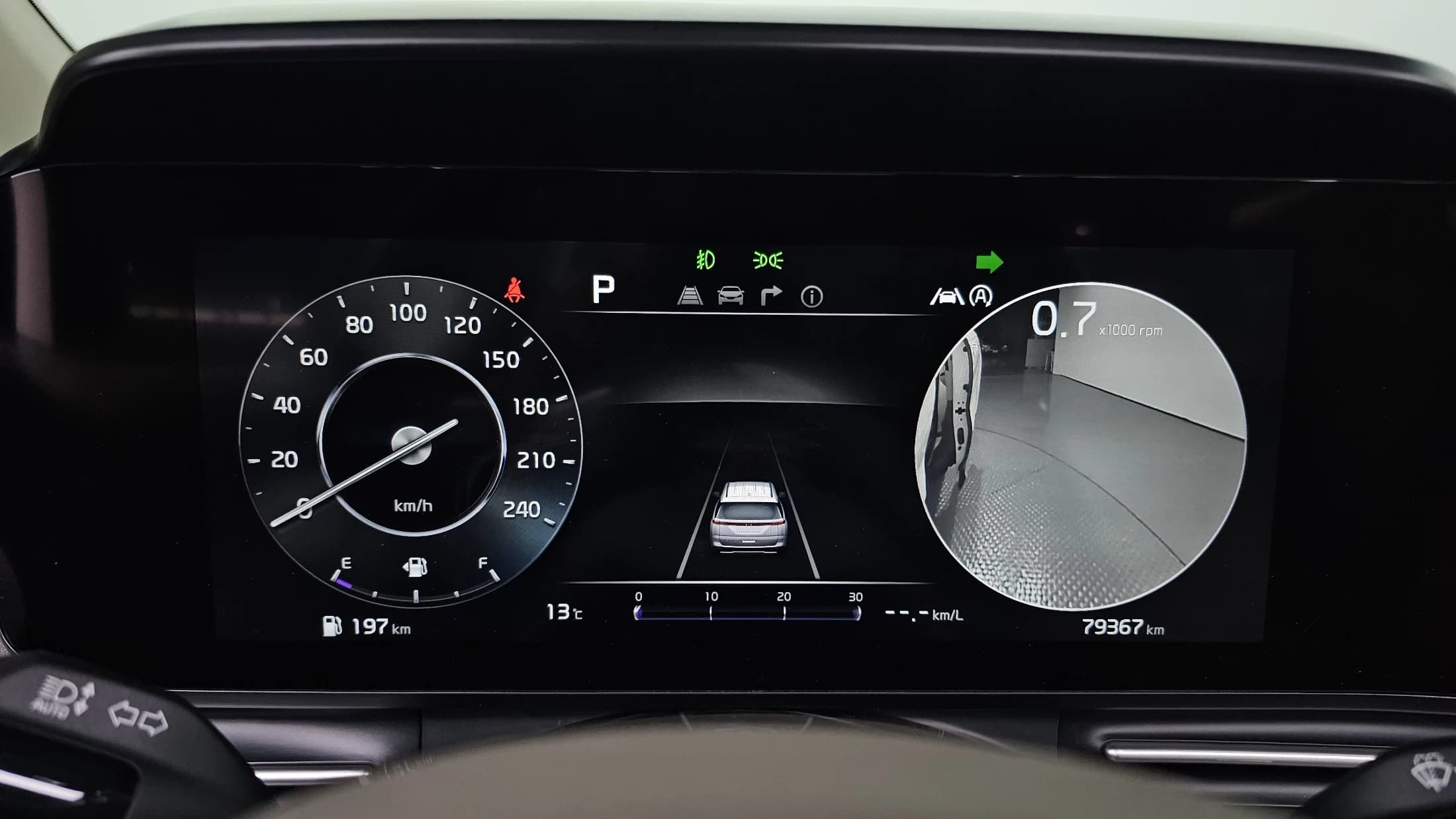 Kia Carnival 9-Seater Signature, 2021 г. 79441 км. — фото 8