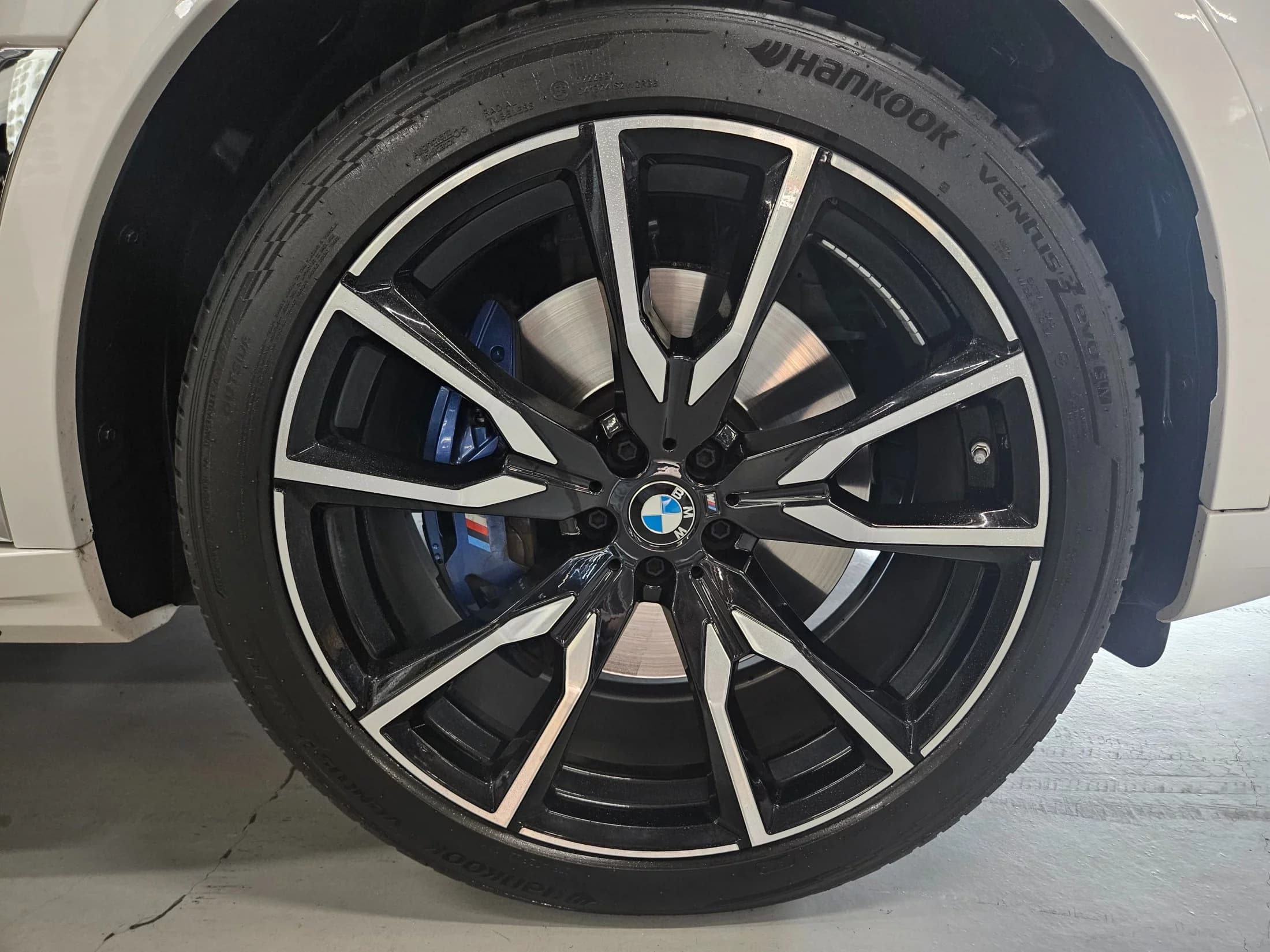 BMW X7 xDrive 40i M Sport 6STR, 2022 г. 38819 км. — фото 5