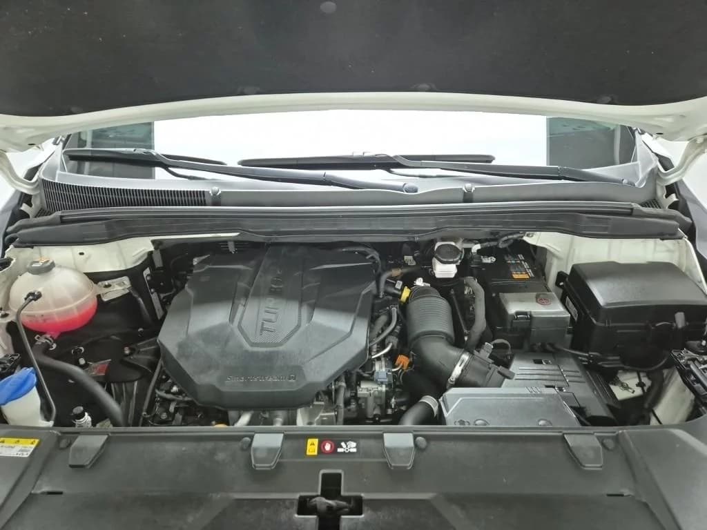 Kia Carnival 9-Seater Signature, 2023 г. 55076 км. — фото 5