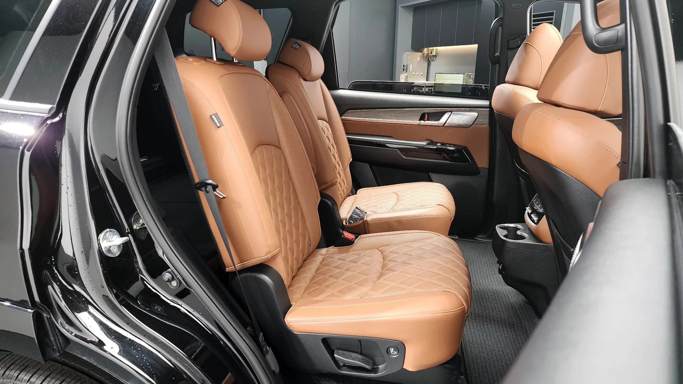 Kia Mohave Diesel 3.0 4WD 6-Seater Masters, 2022 г. 60760 км. — фото 12