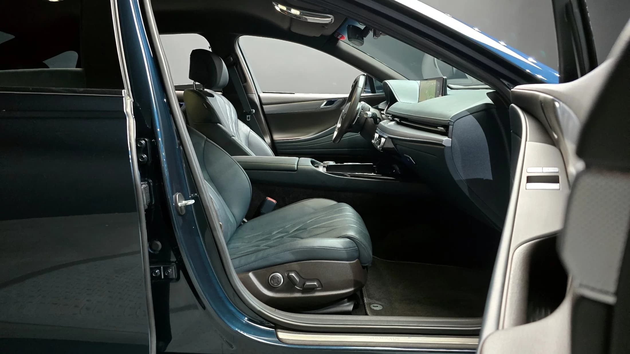 Genesis G80 Gasoline 2.5 Turbo AWD, 2021 г. 85069 км. — фото 10