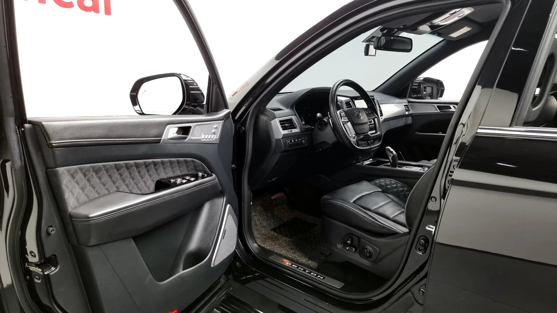 SsangYong Rexton Diesel 2.2 4WD The Black, 2021 г. 53671 км. — фото 10
