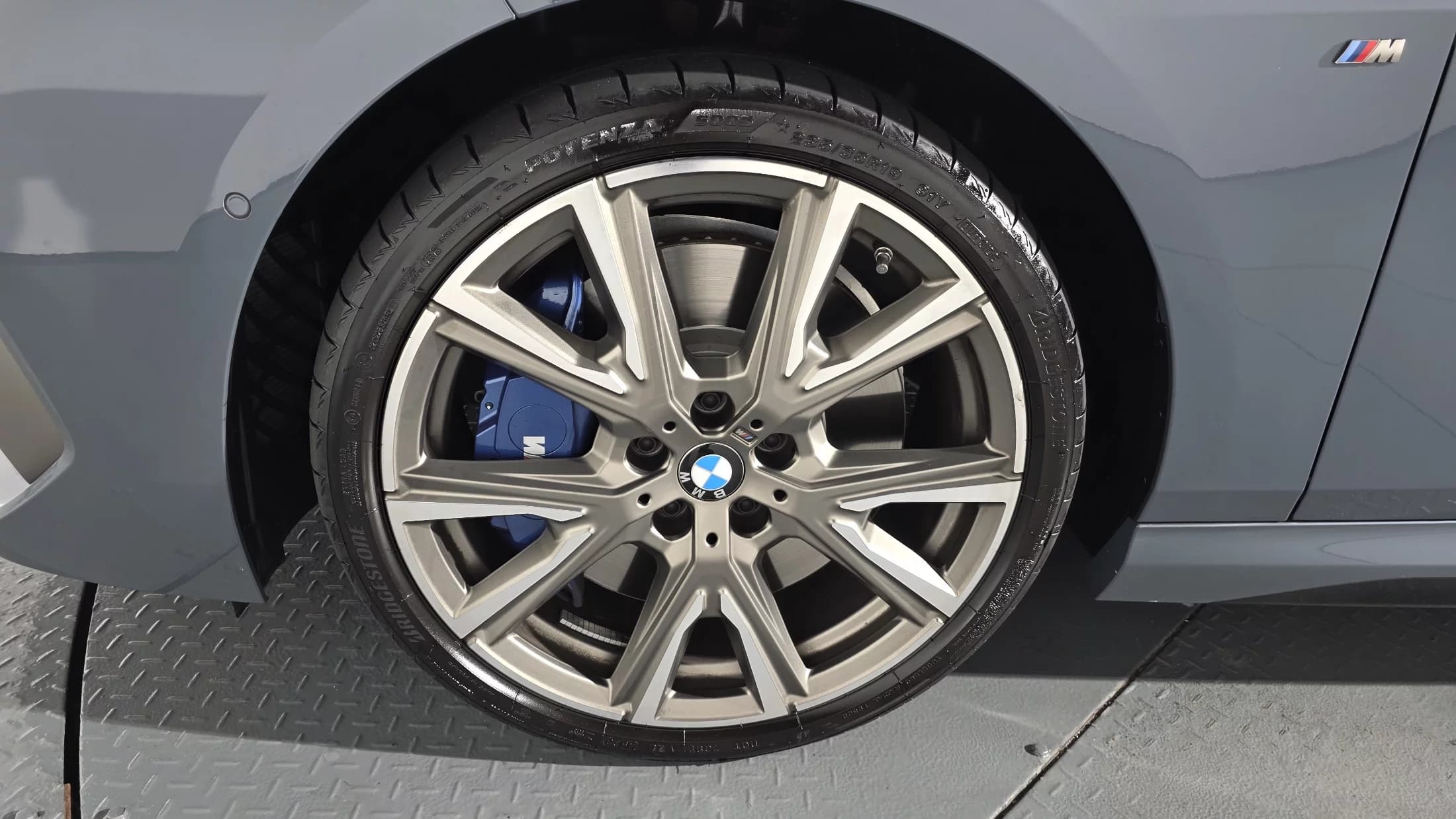 BMW 2-Series M235i xDrive, 2024 г. 8312 км. — фото 4