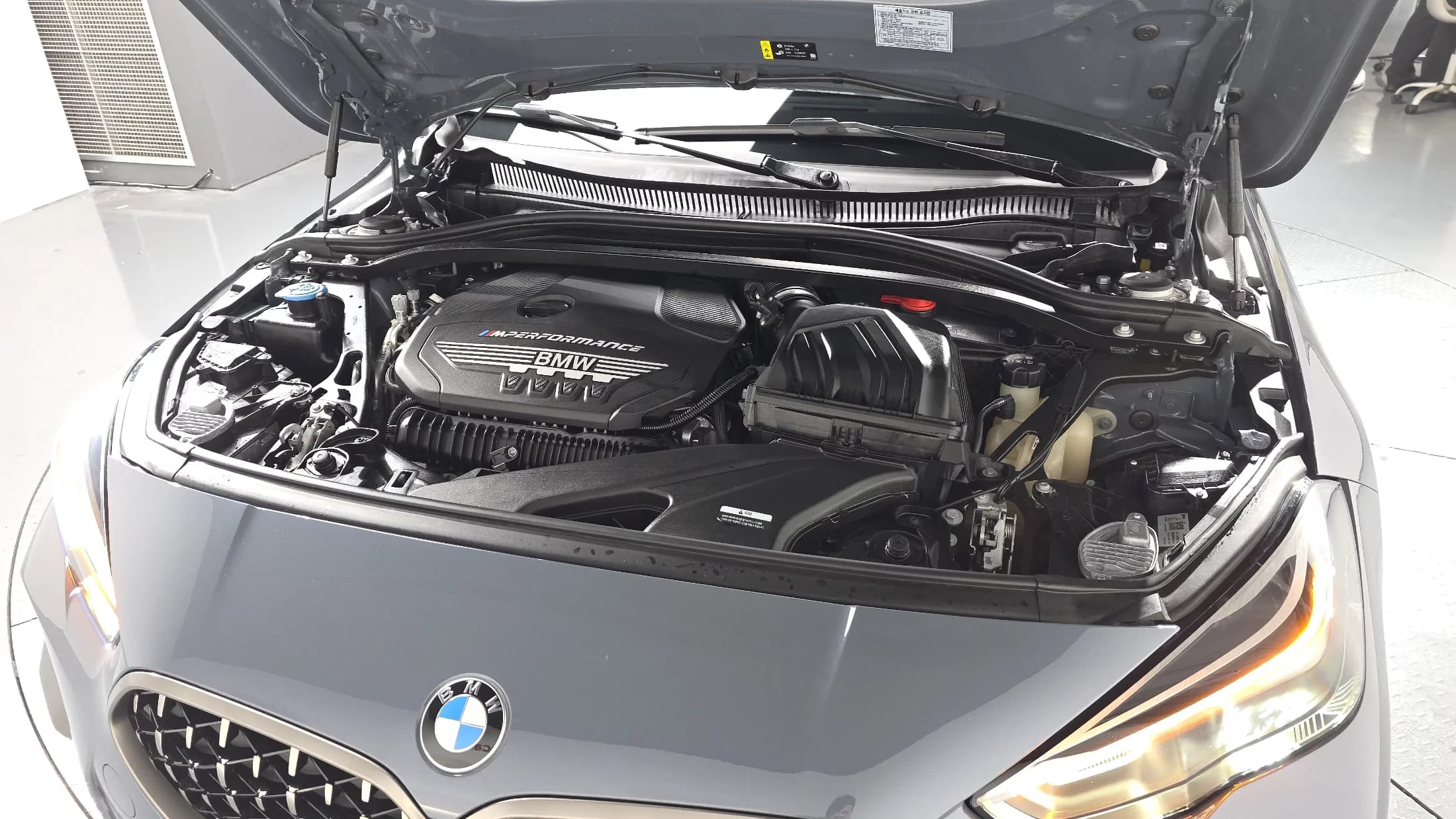 BMW 2-Series M235i xDrive, 2024 г. 8312 км. — фото 5
